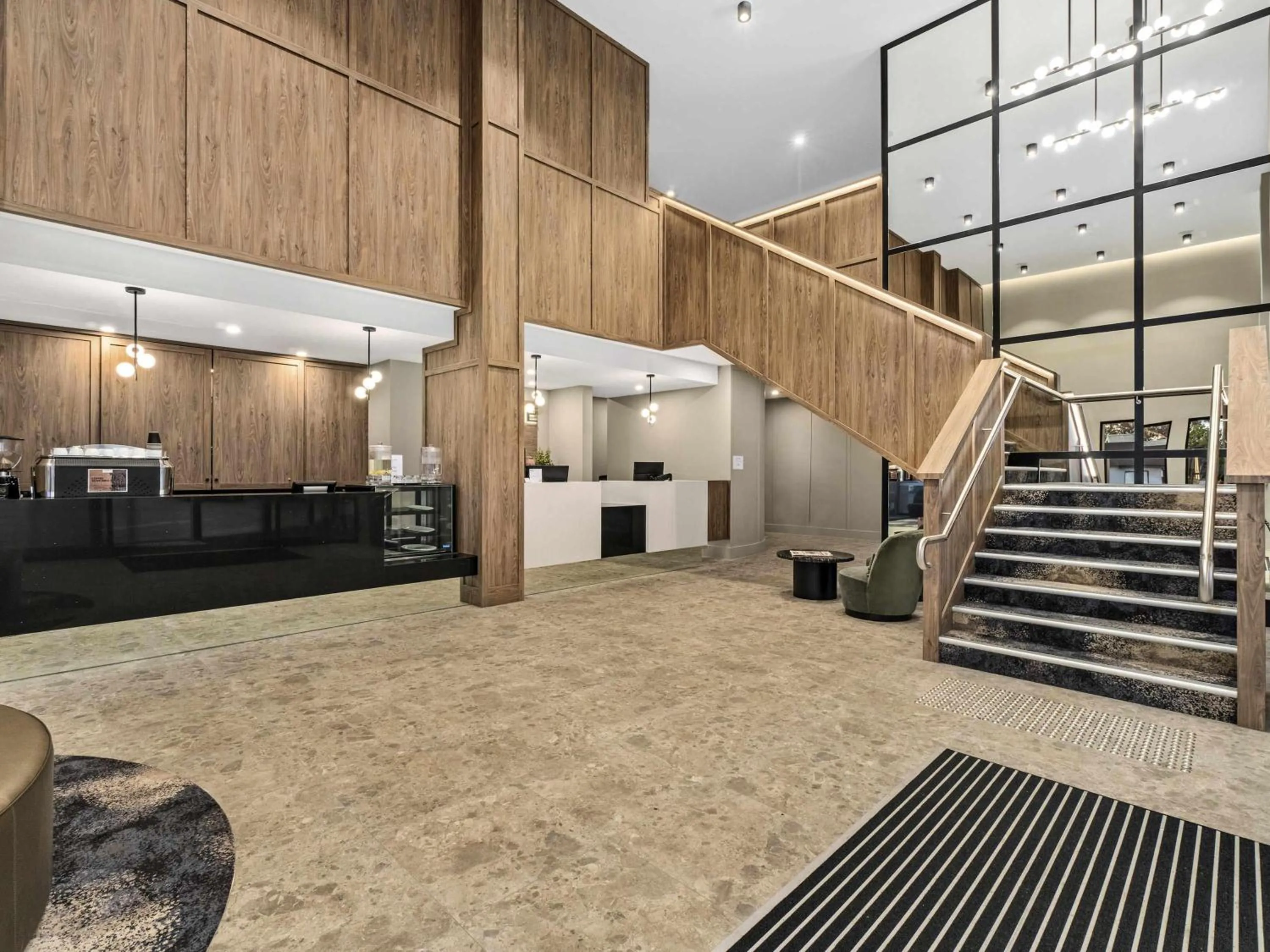 Property building in Mercure Pakenham