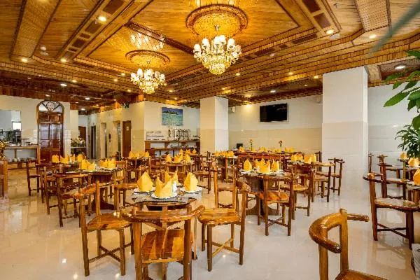 Khách sạn Phạm Gia Đà Nẵng (Phạm Gia Hotel)