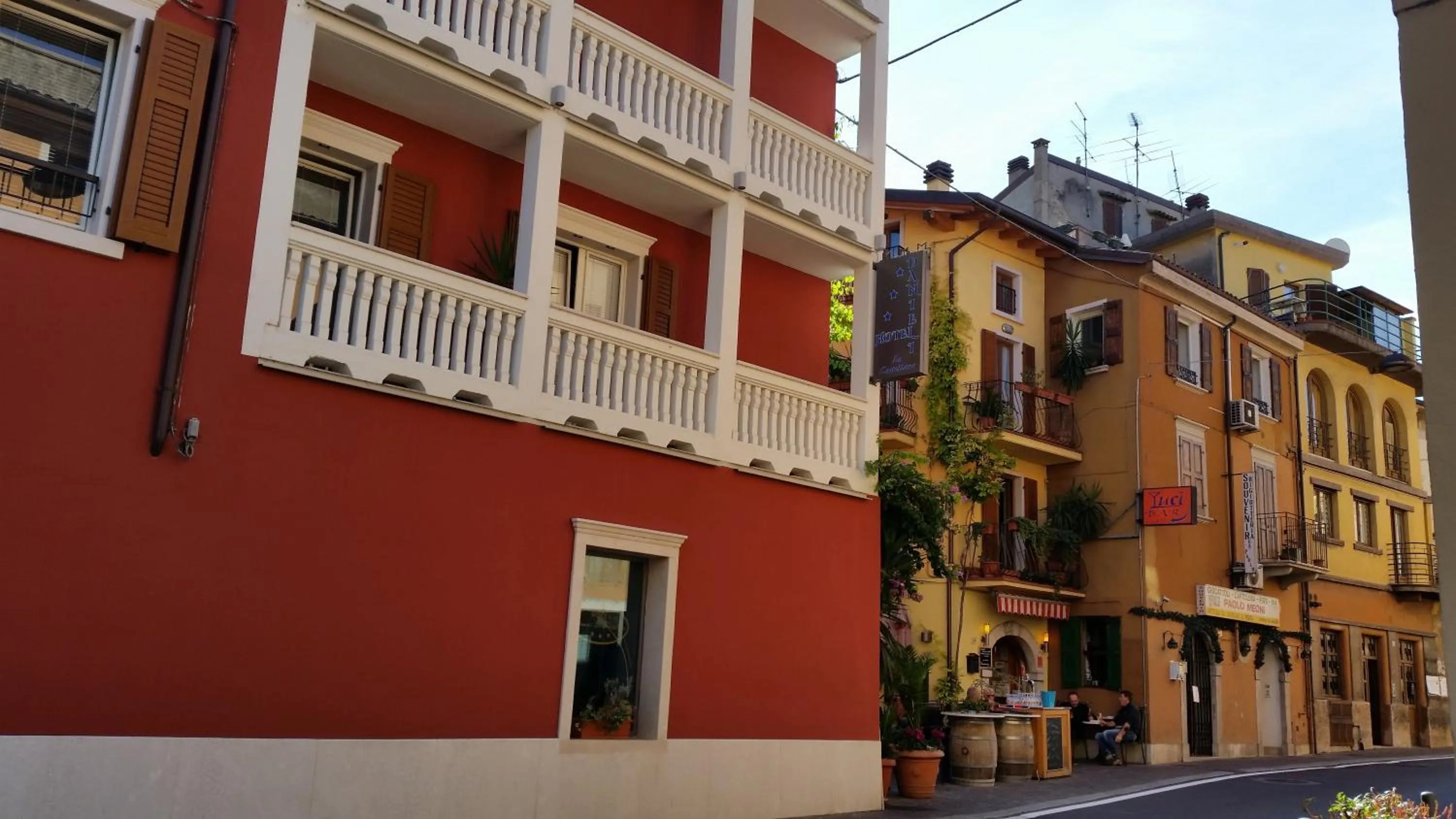 Property building in Hotel Danieli La Castellana lago di Garda