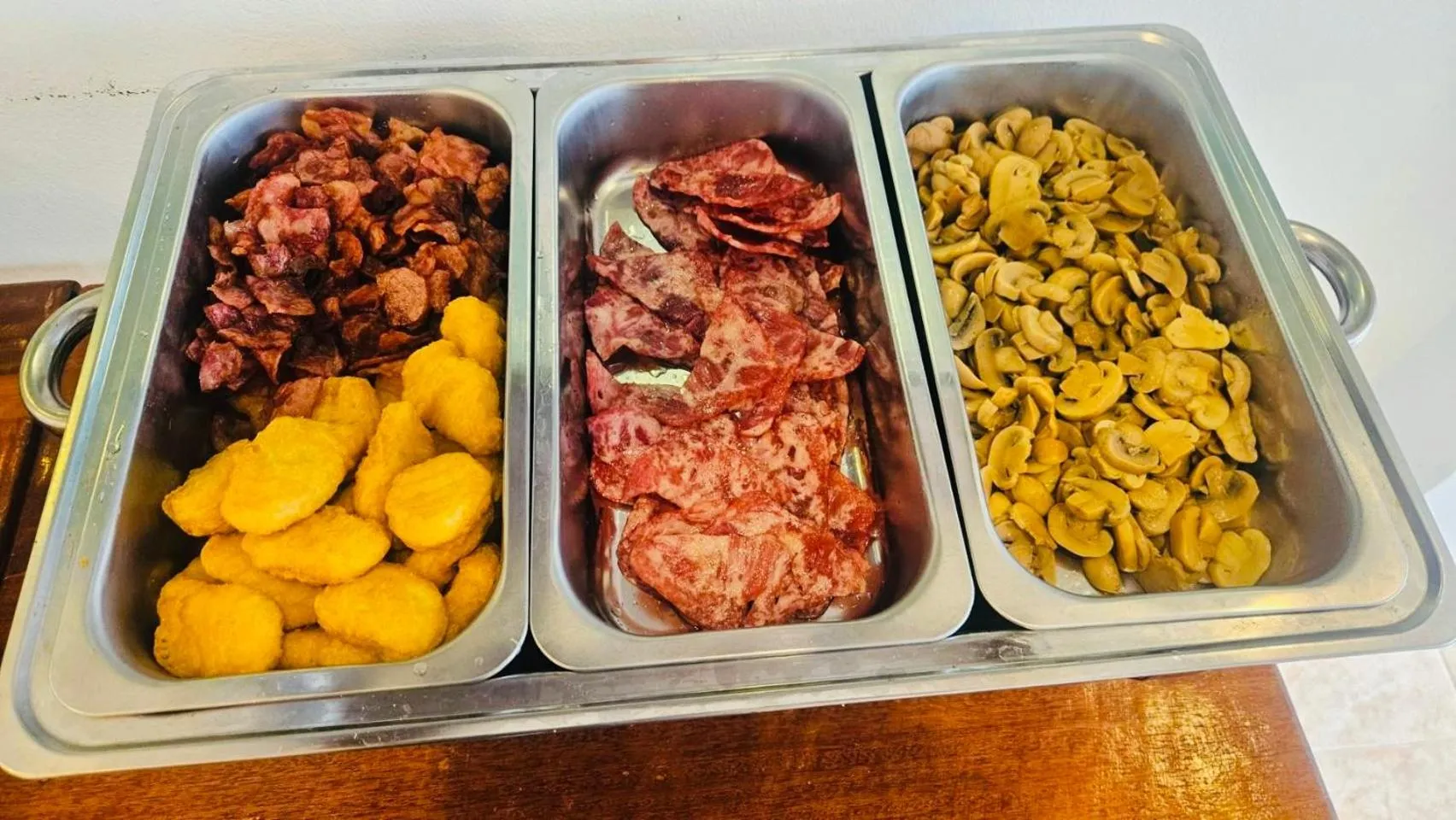 Food and drinks in Kata Place Hotel