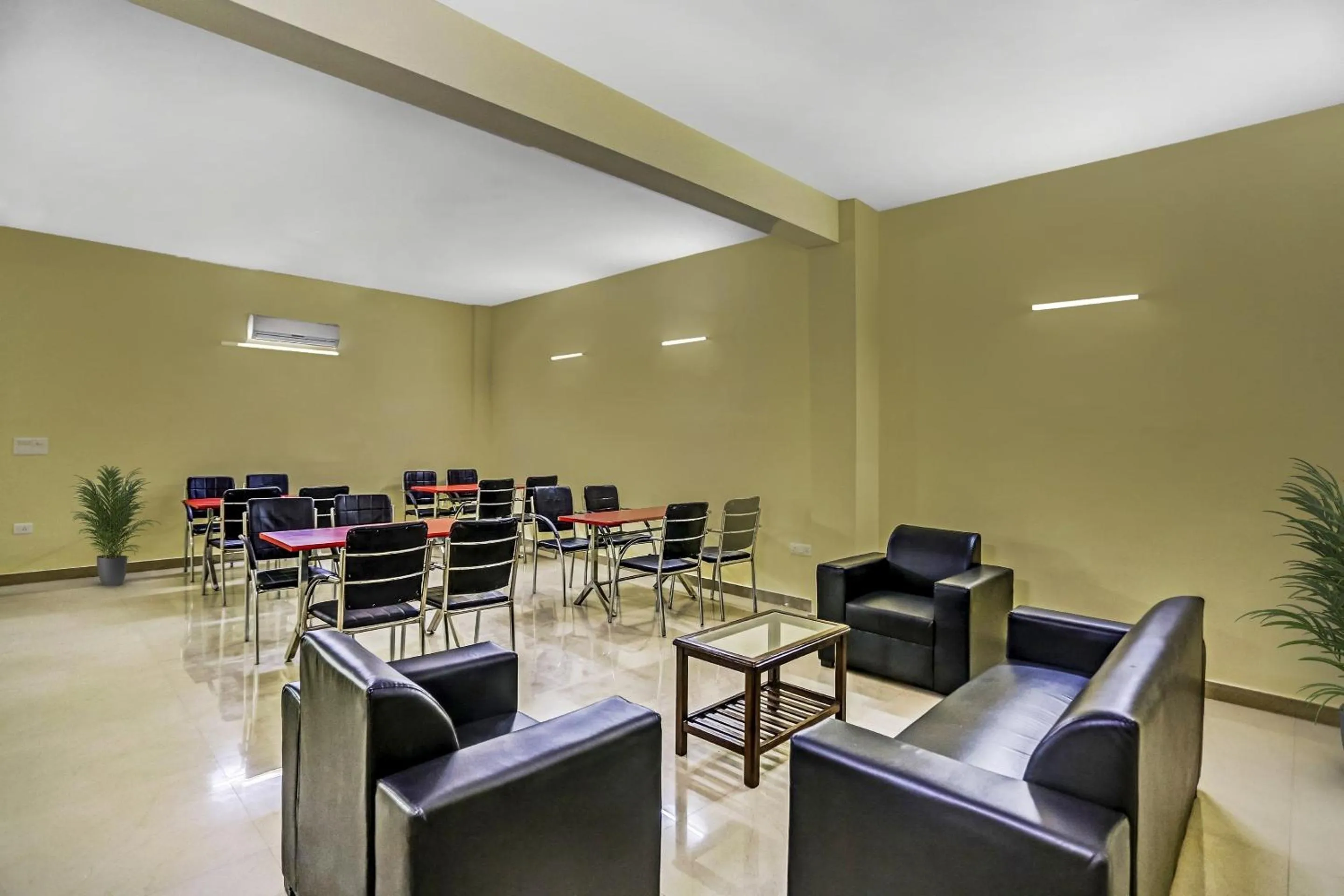 Lobby or reception in Townhouse Rumaisa