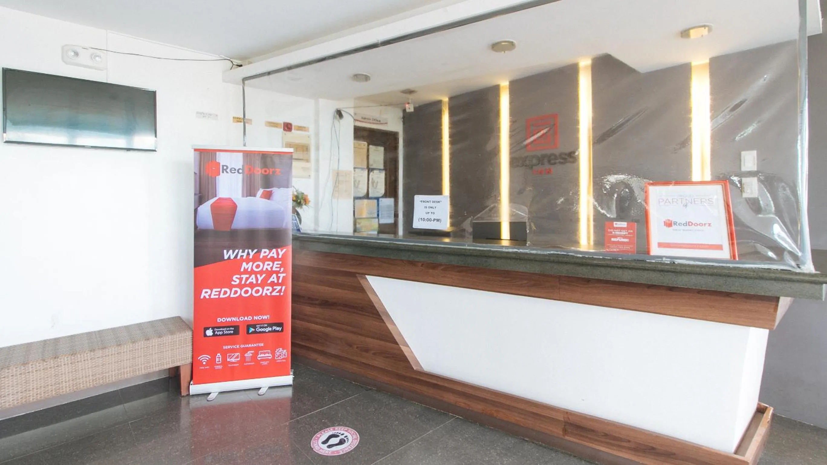 Property logo or sign in RedDoorz @ Express Inn Lapu Lapu