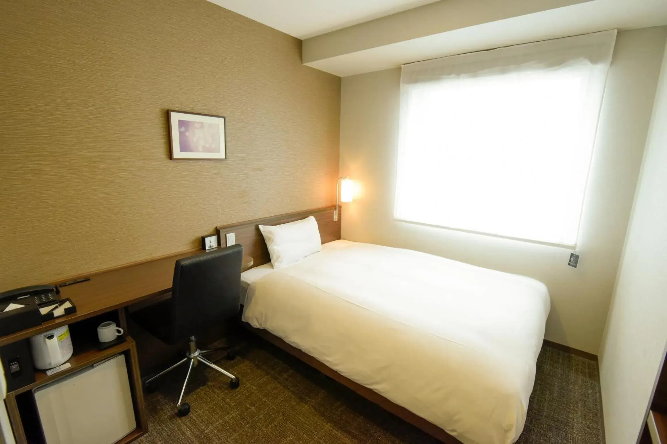 Single Room A with Desk - Non-Smoking in Via Inn Okayama Single Room A with Desk - Non-Smoking in Via Inn Okayama