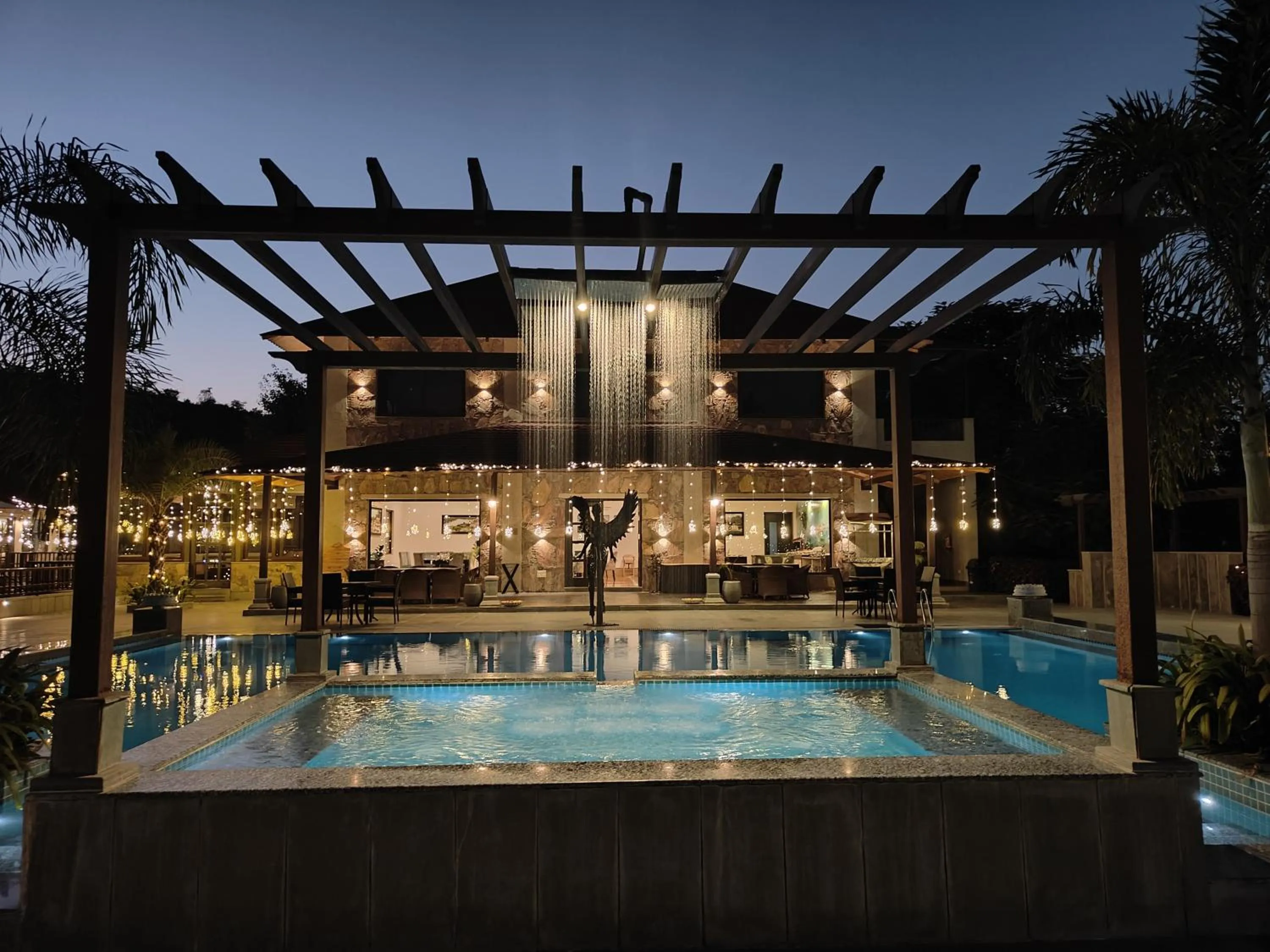 Swimming pool in Sarasiruham Resort - Private Pool Villa in Udaipur