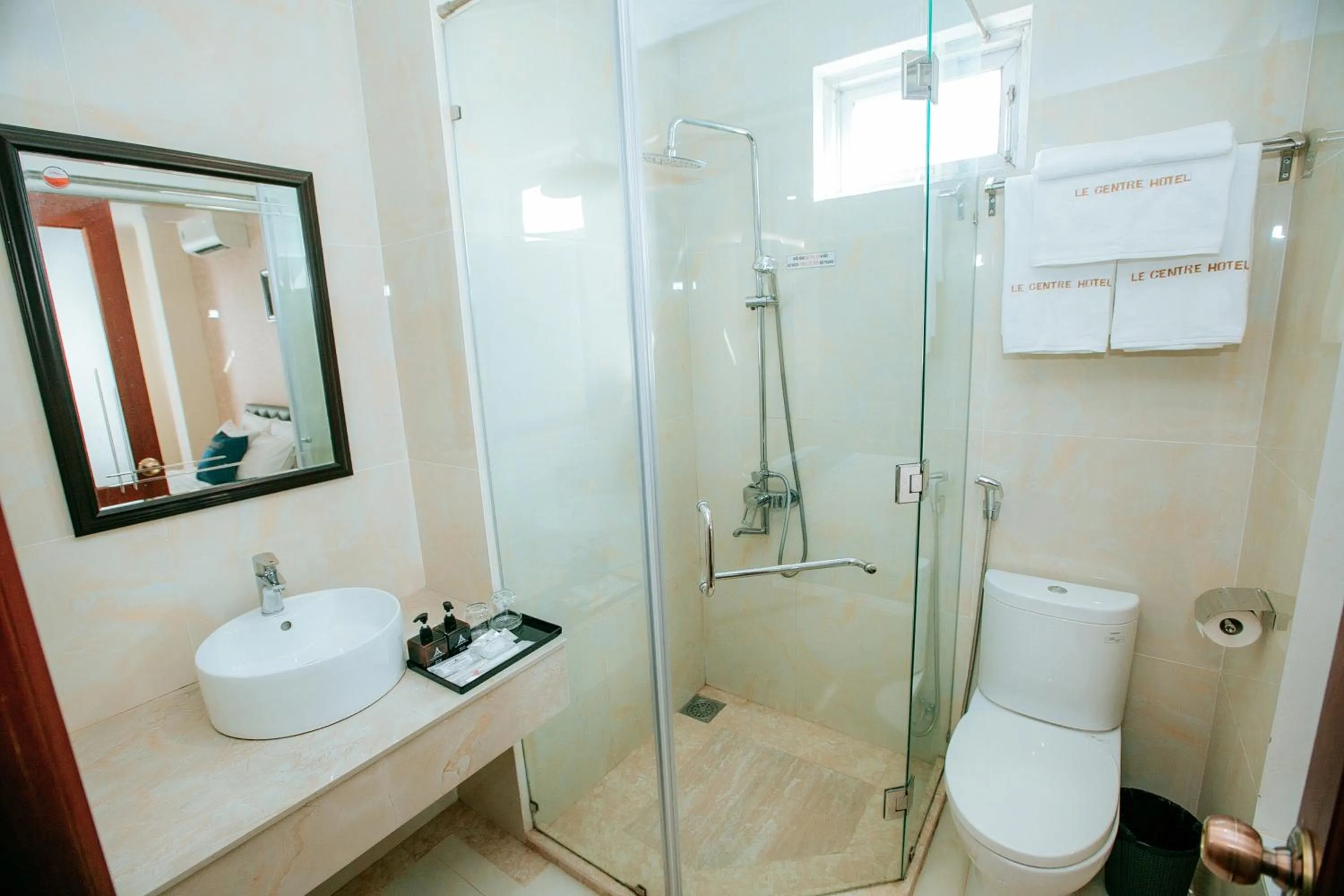 Shower in Le Centre Pleiku Hotel