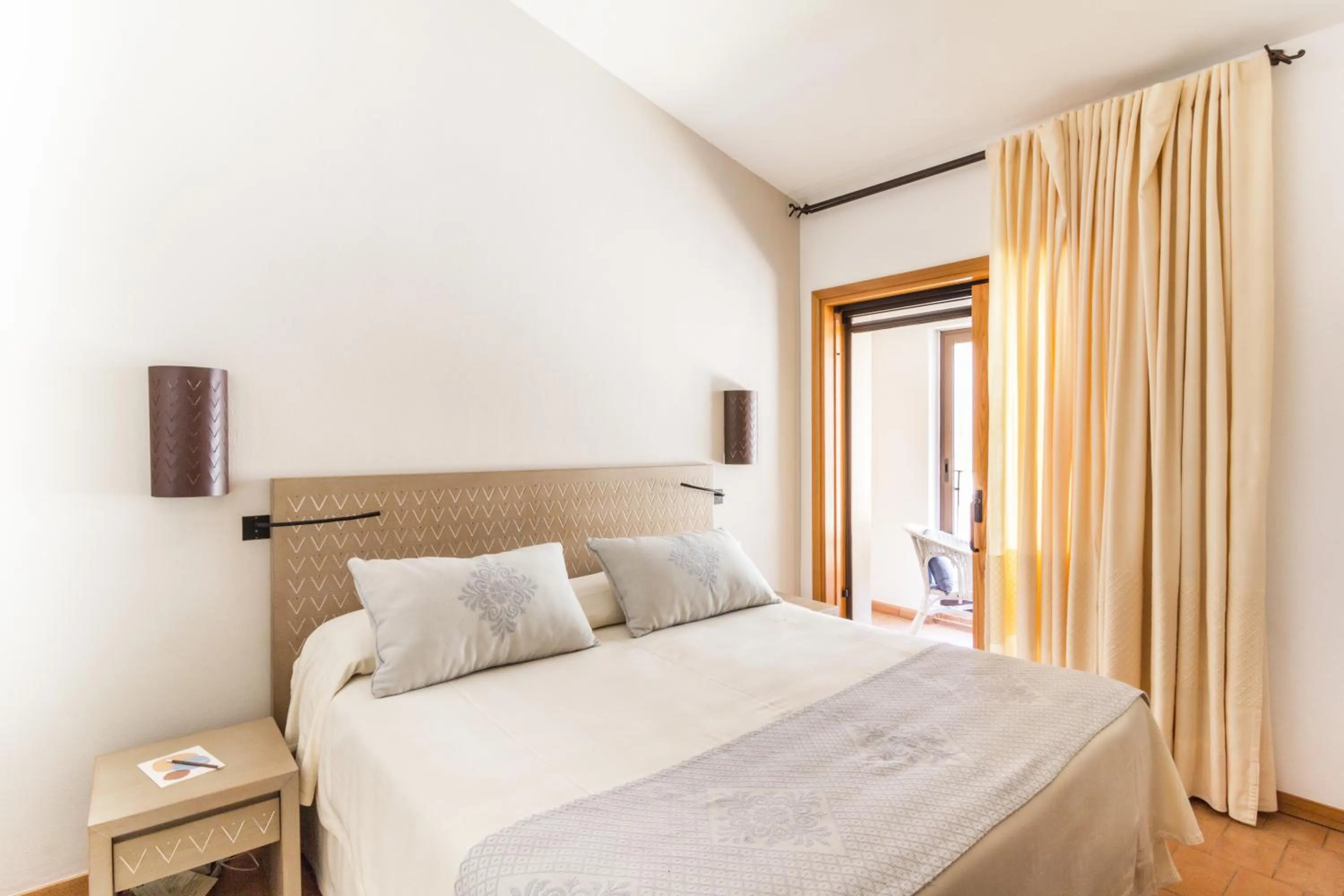 Bed in Hotel Aquadulci