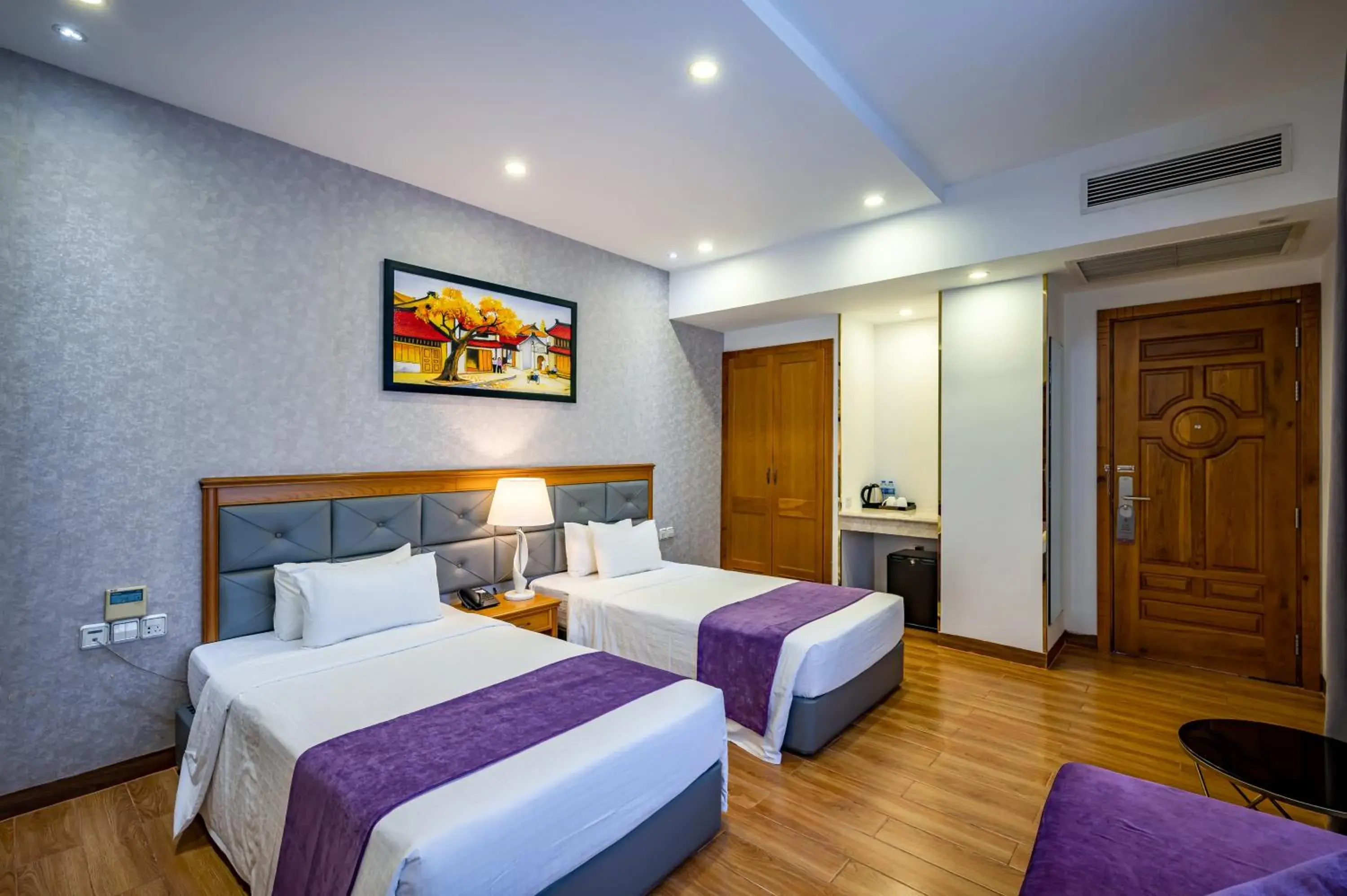 Twin Room in Acnos Grand Hotel Twin Room in Acnos Grand Hotel