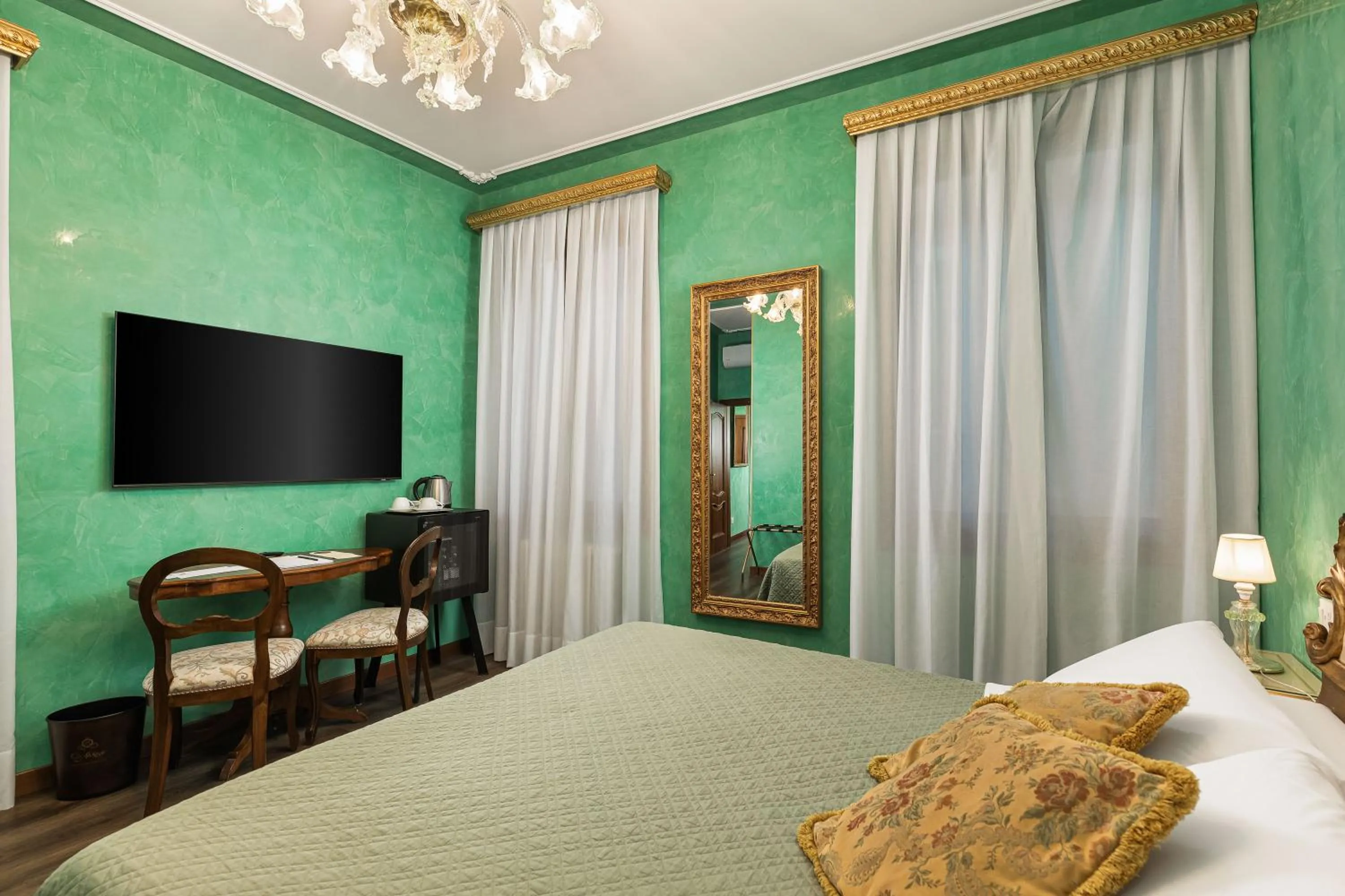 Bed in Hotel Ca' Alvise