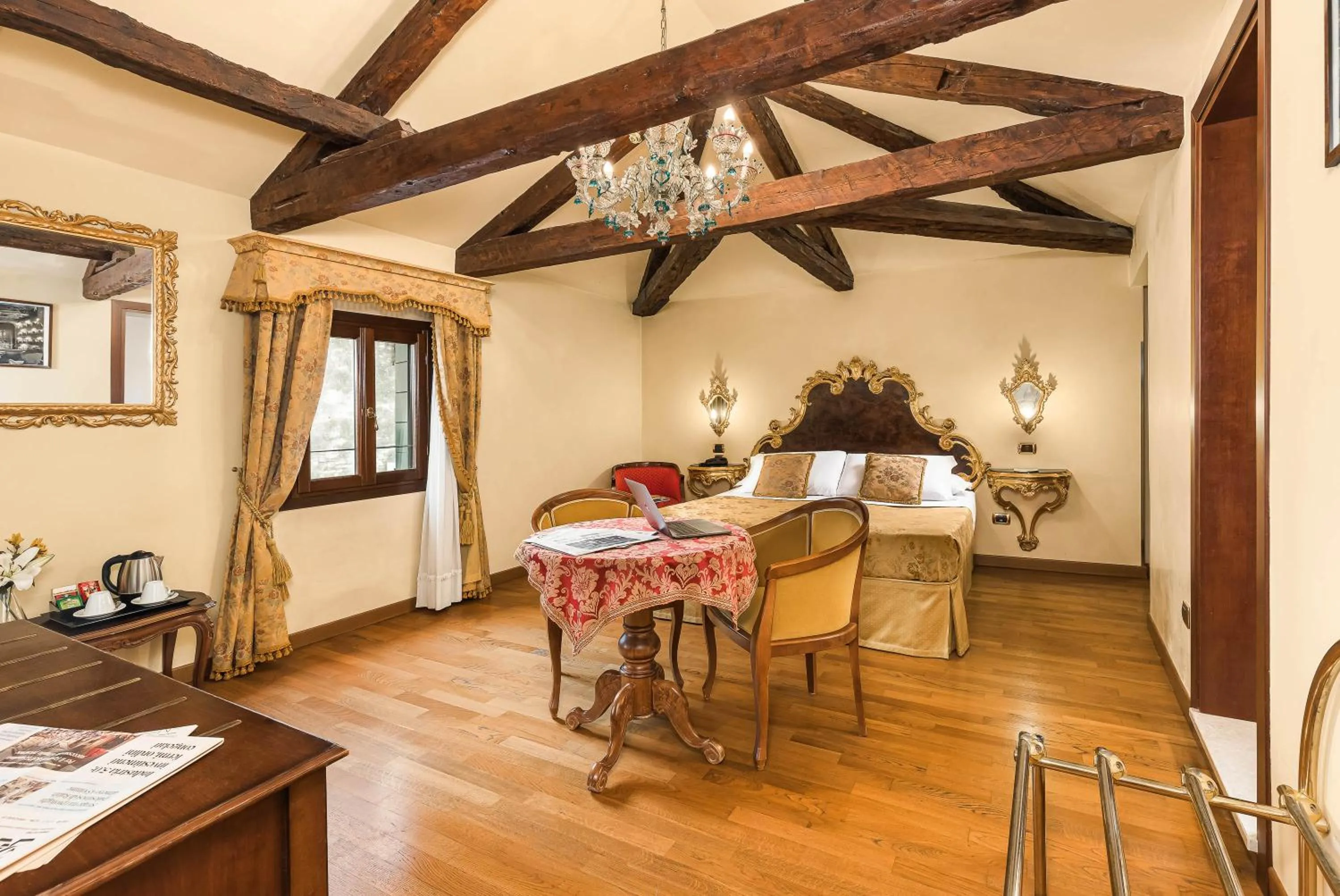 Bed in Hotel Ca' Alvise