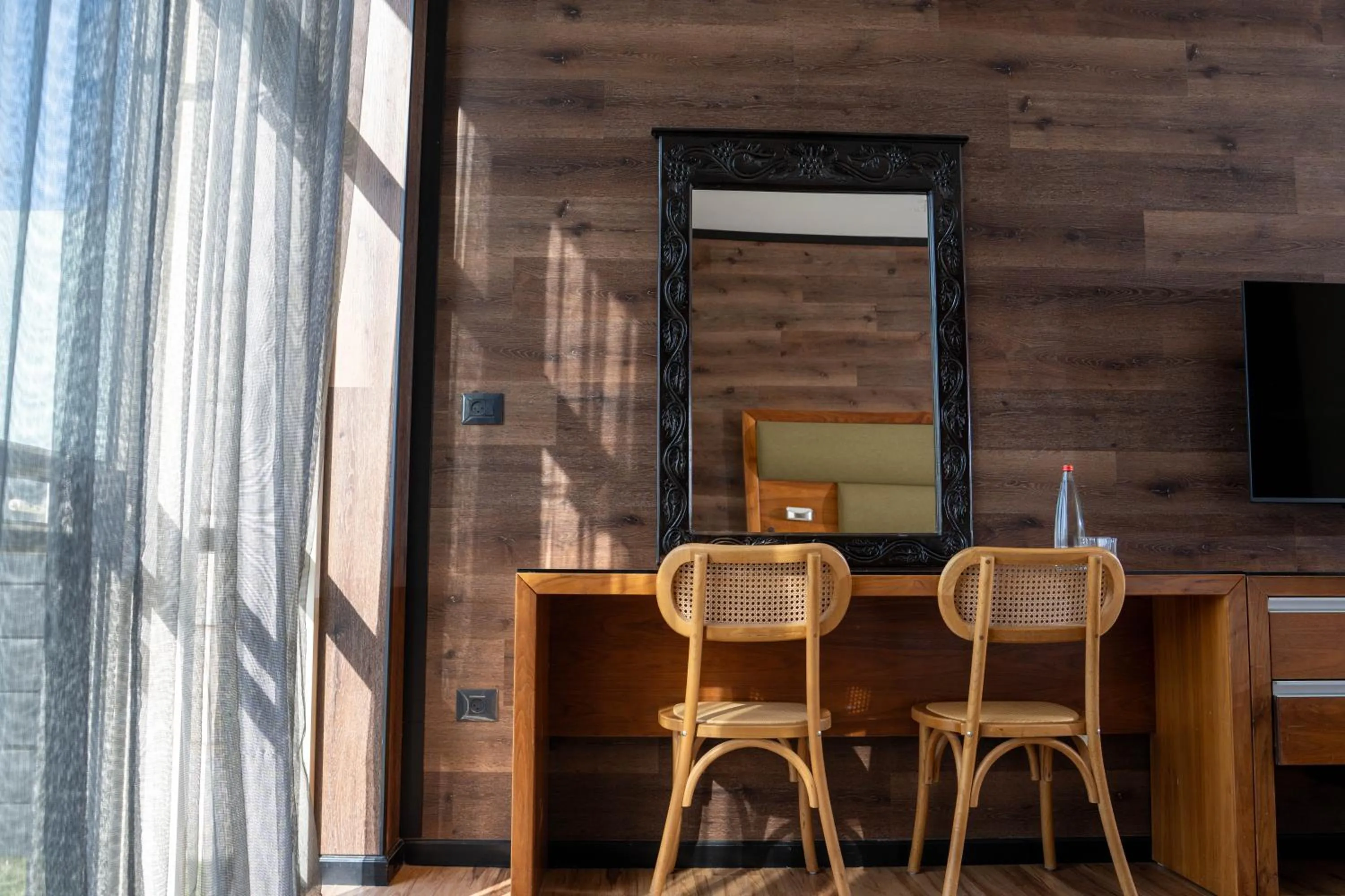 TV and multimedia in Garden Hotel Boutique & Events