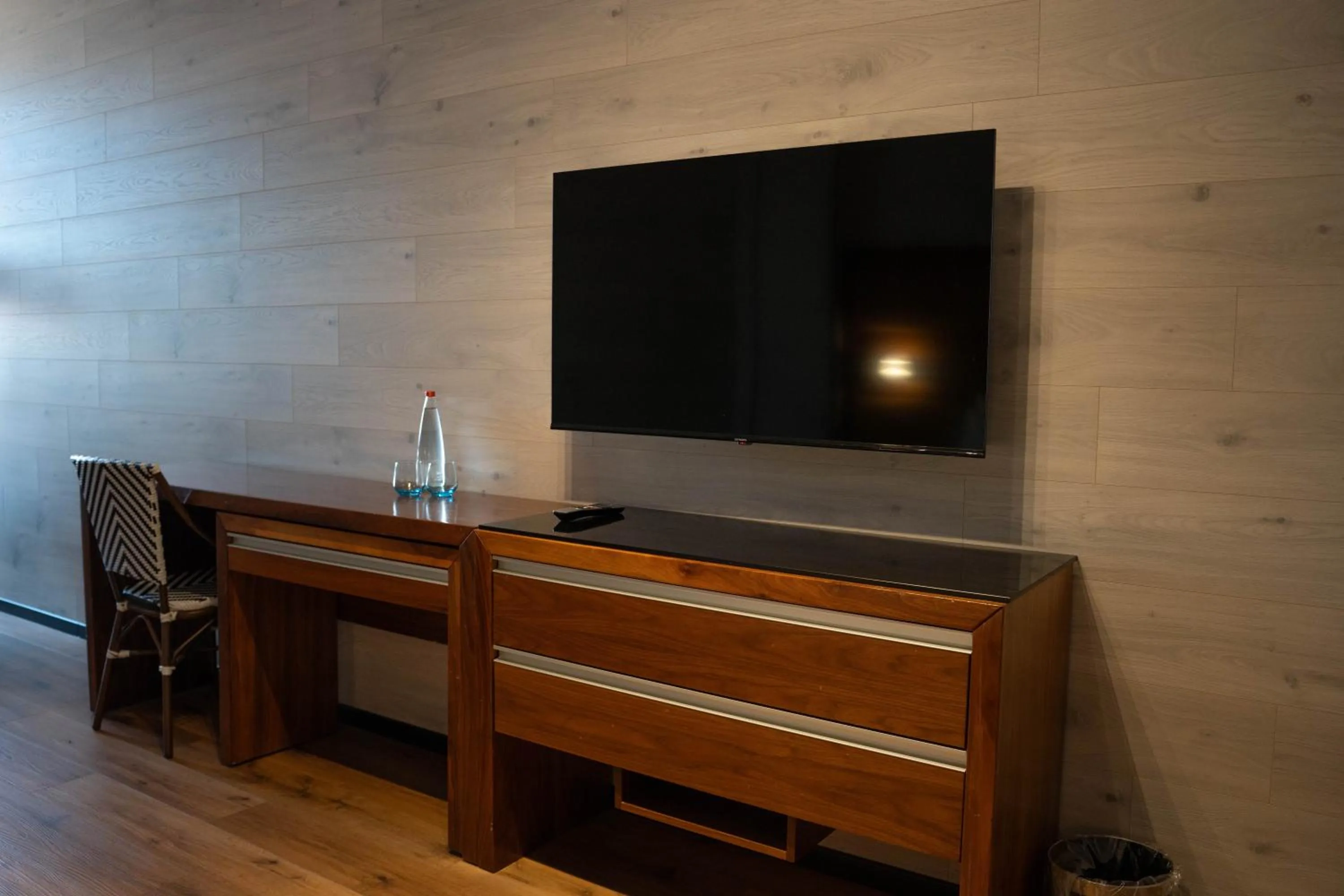 TV and multimedia in Garden Hotel Boutique & Events