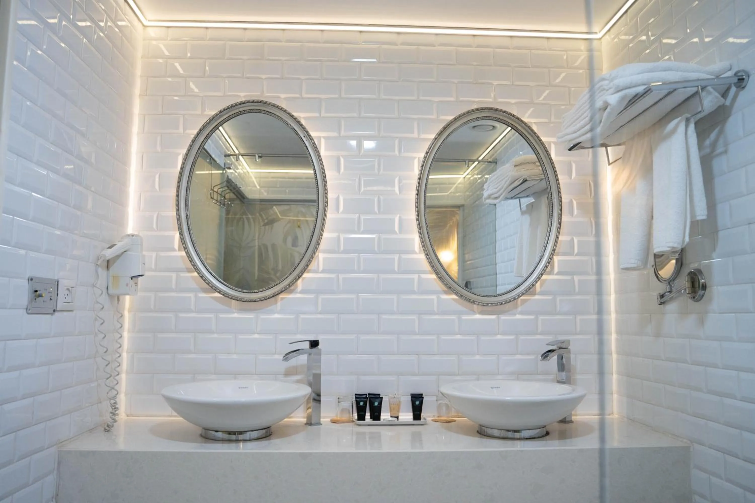 Bathroom in Garden Hotel Boutique & Events