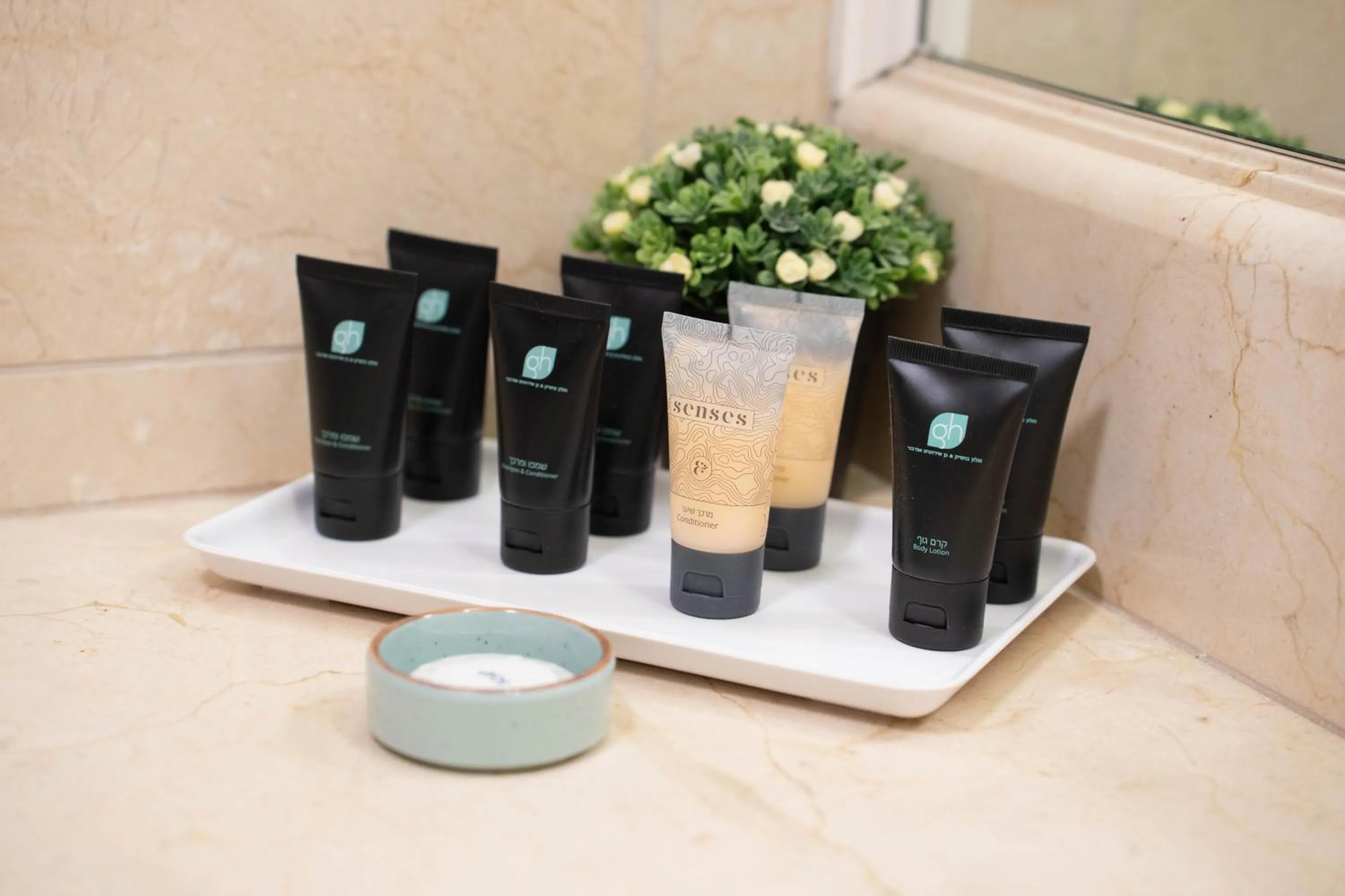 Bathroom in Garden Hotel Boutique & Events