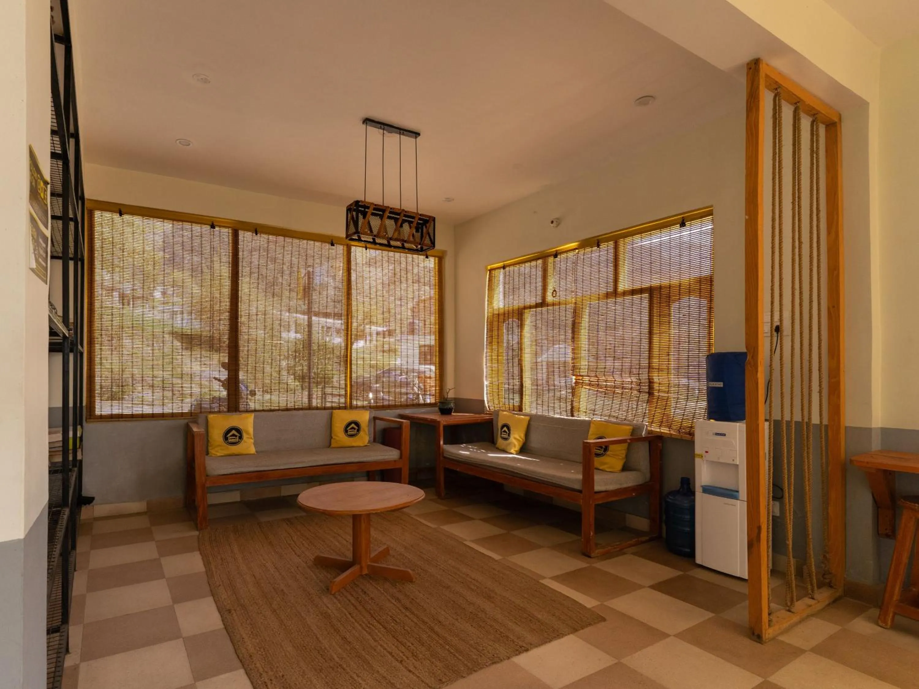 Living room in The Hosteller Kareri