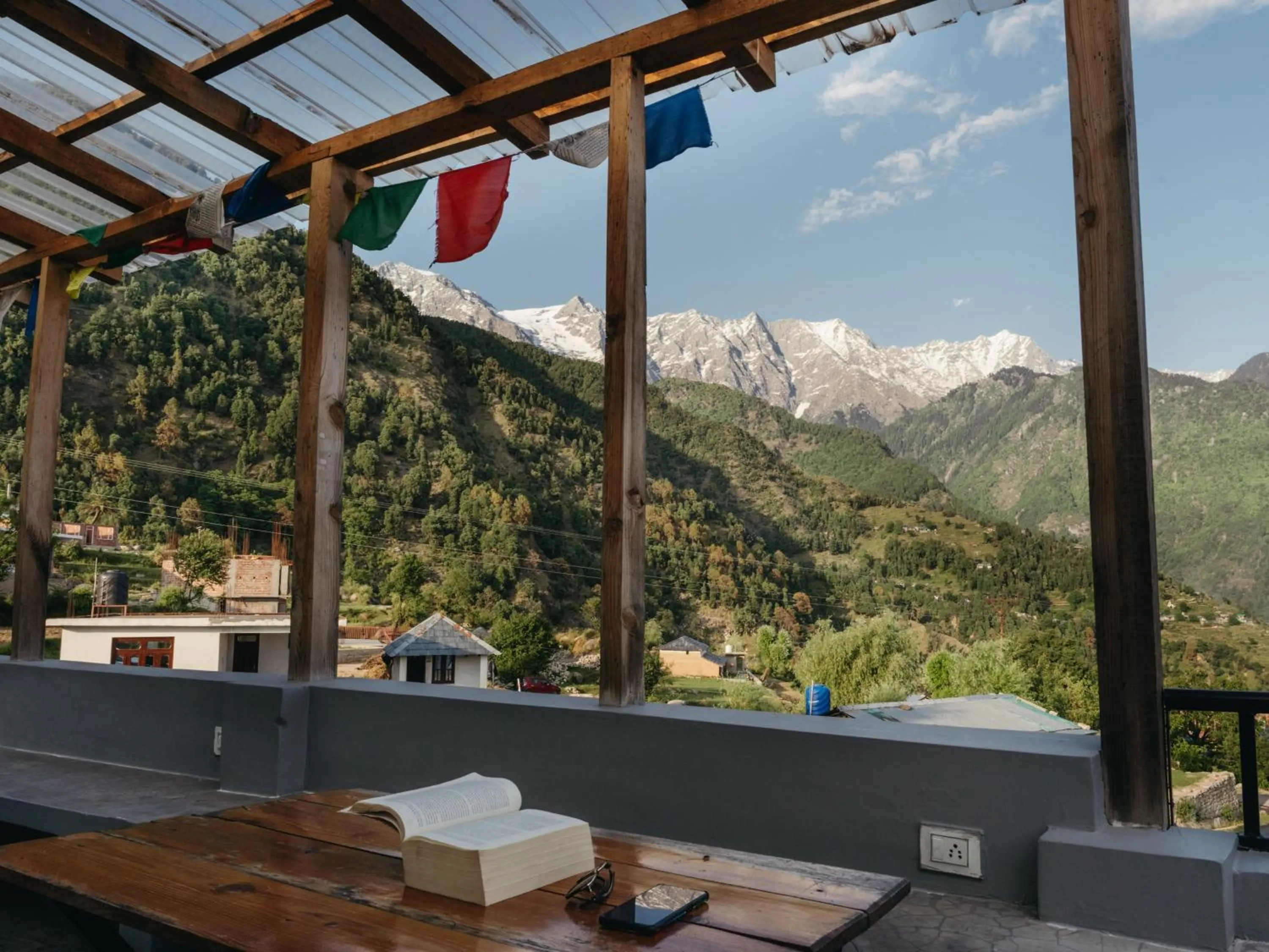 Day in The Hosteller Kareri