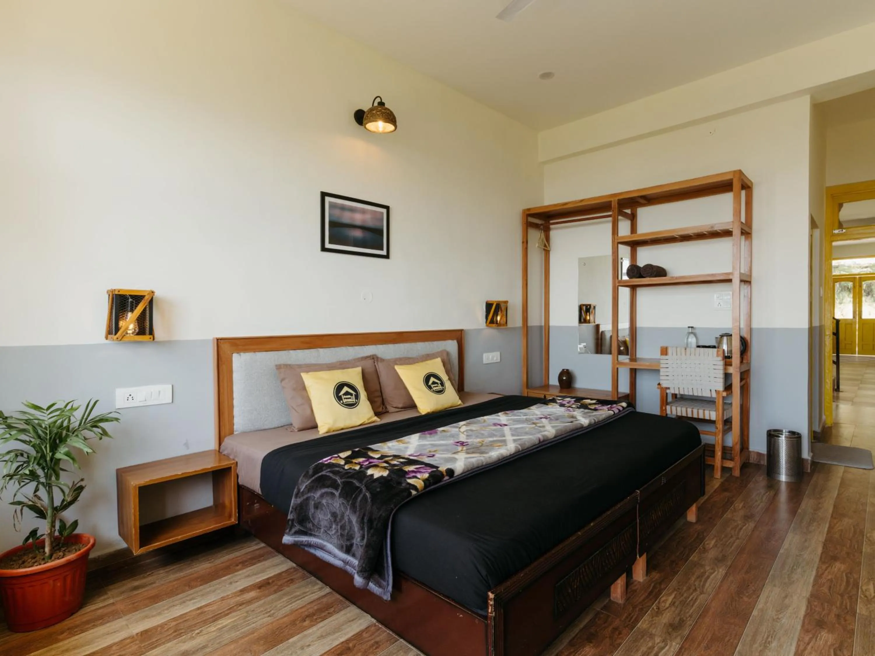 Bed in The Hosteller Kareri
