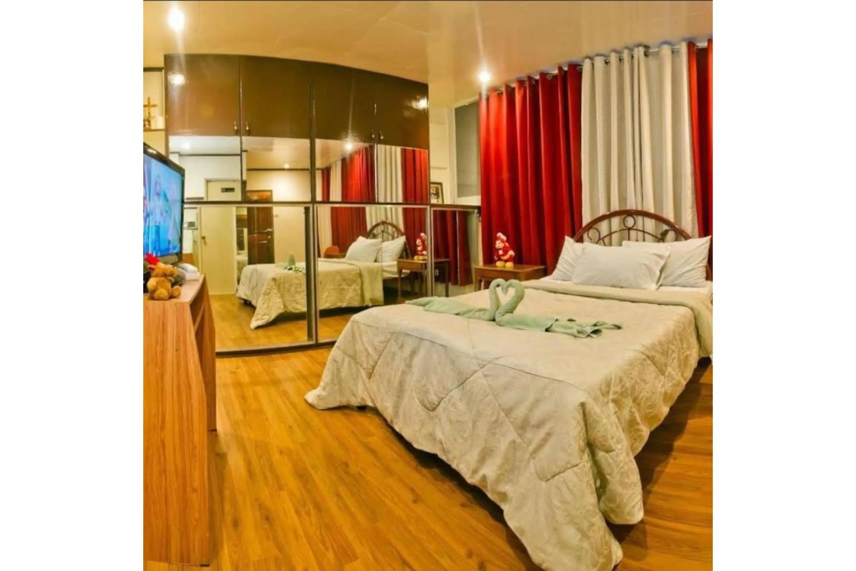 Bedroom in OYO 880 Flores De Musa Inn