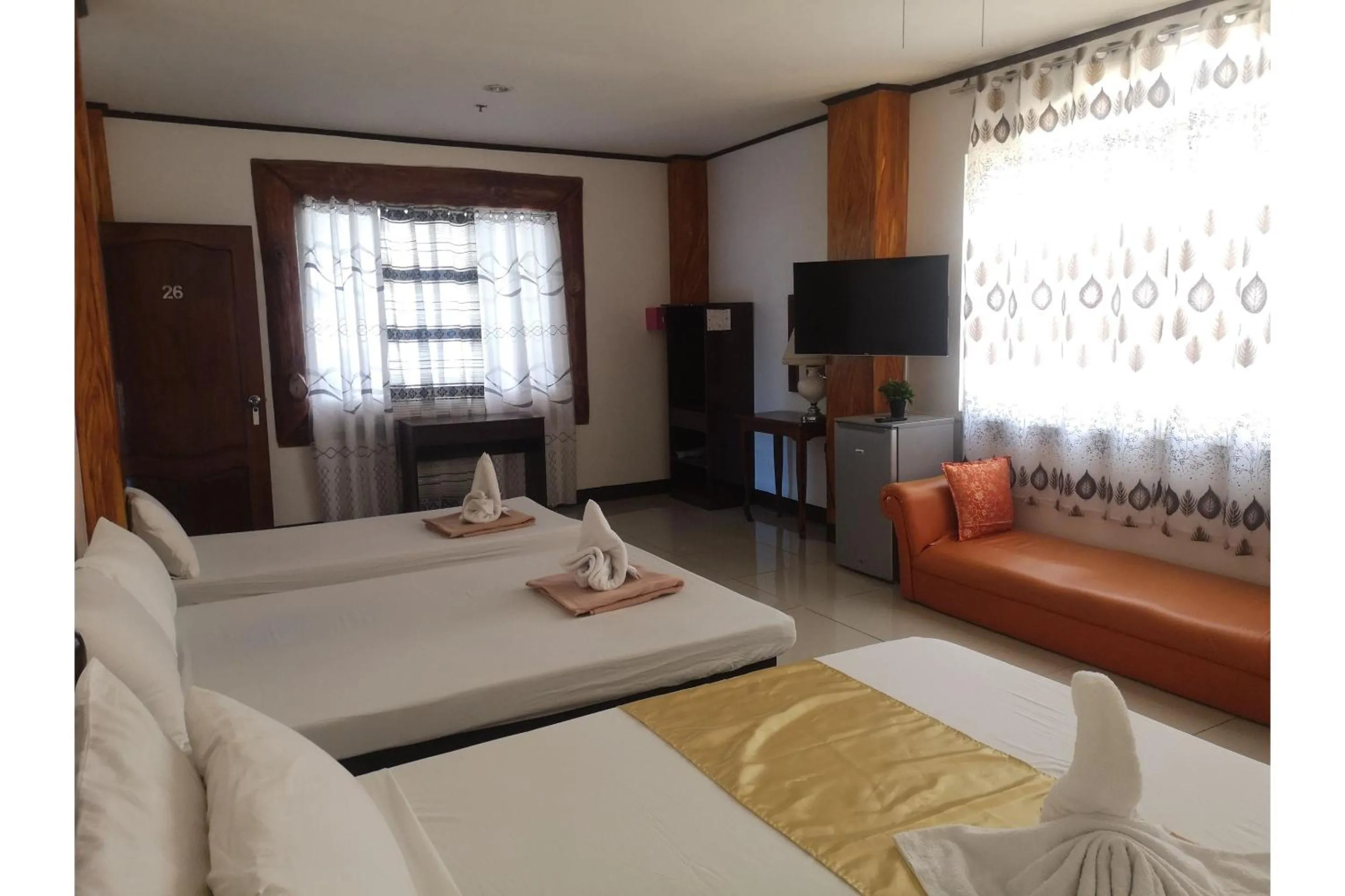 Bedroom in OYO 880 Flores De Musa Inn