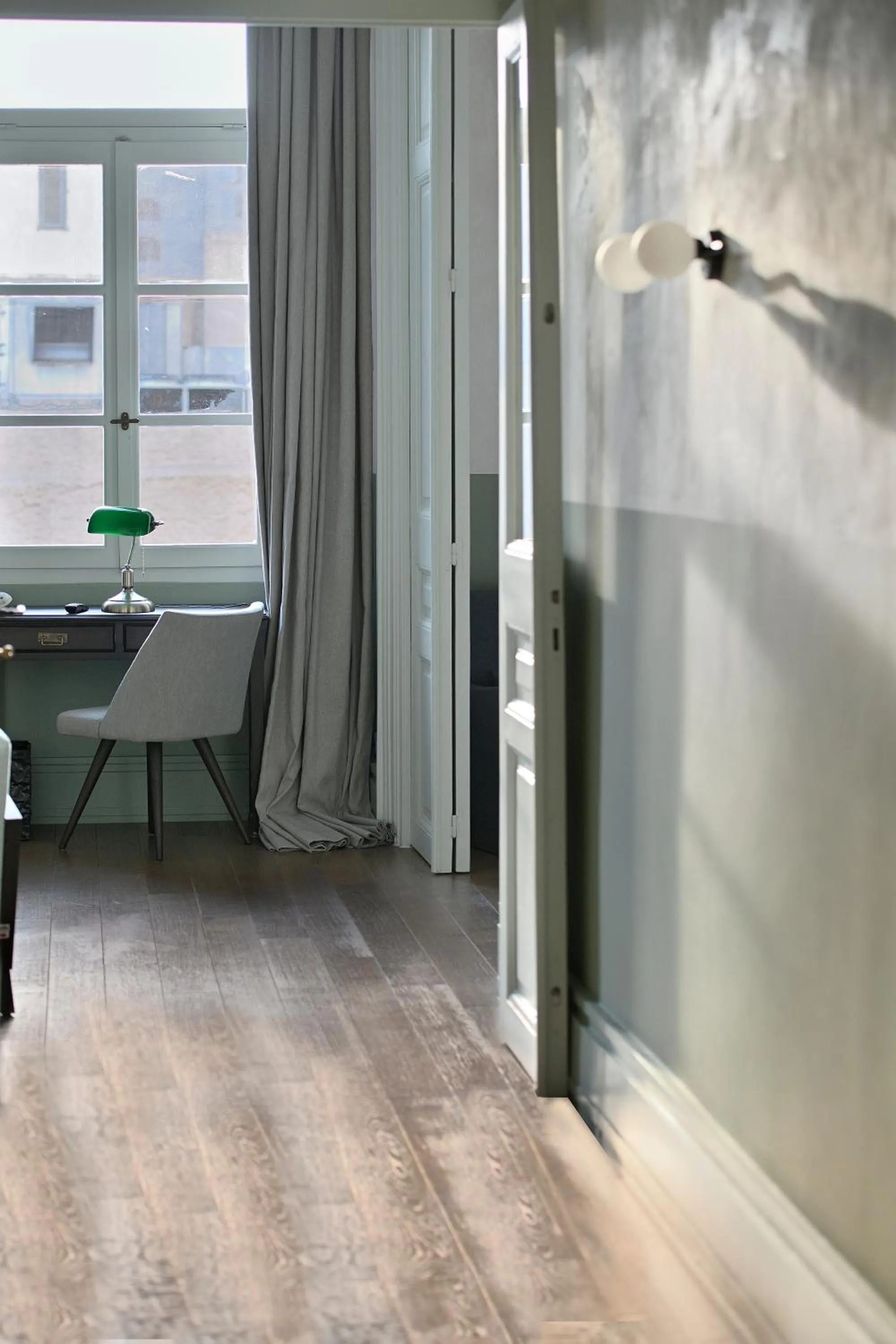 Decorative detail in ATHINAIDOS QUARTERS by K&K