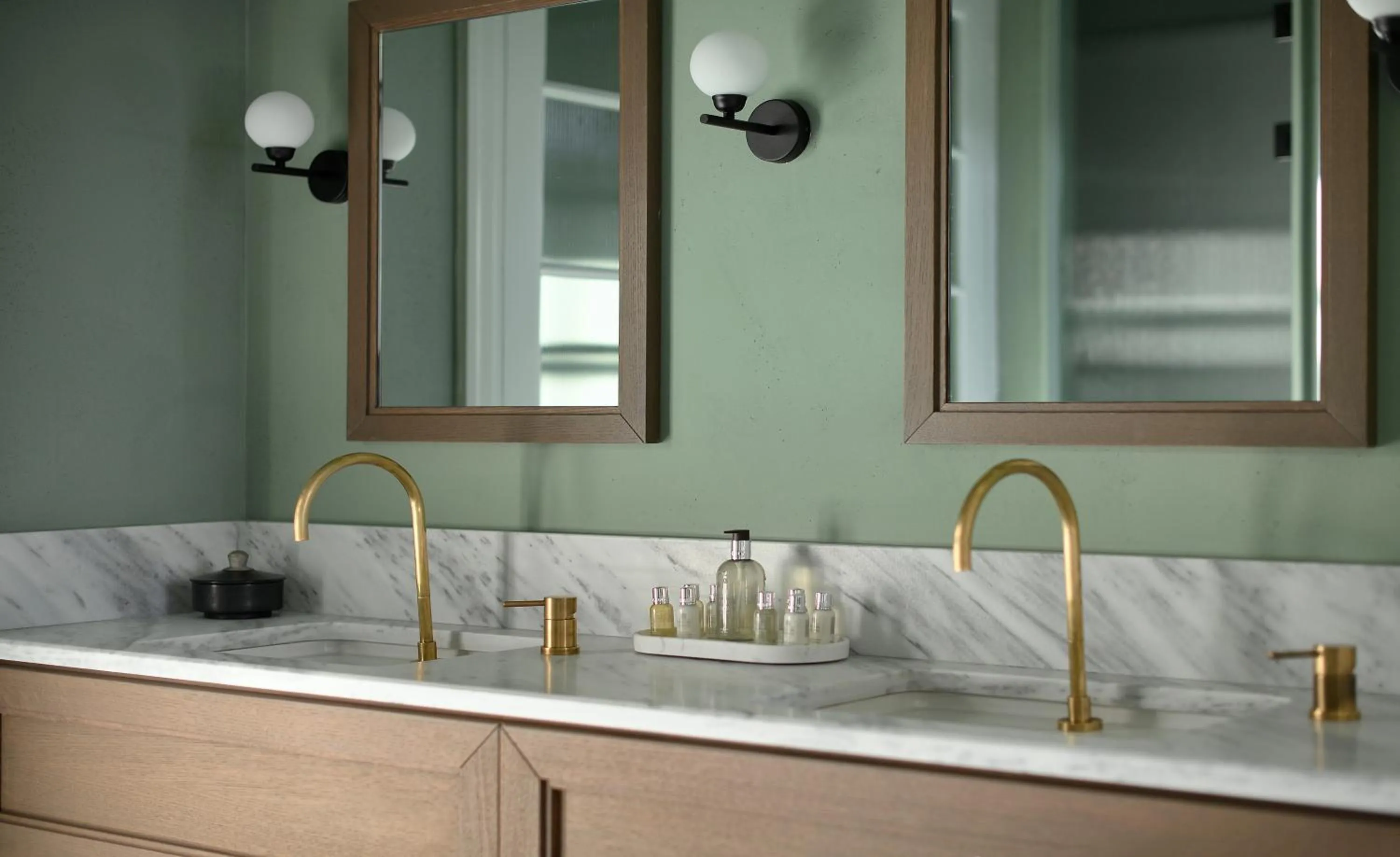 Bathroom in ATHINAIDOS QUARTERS by K&K