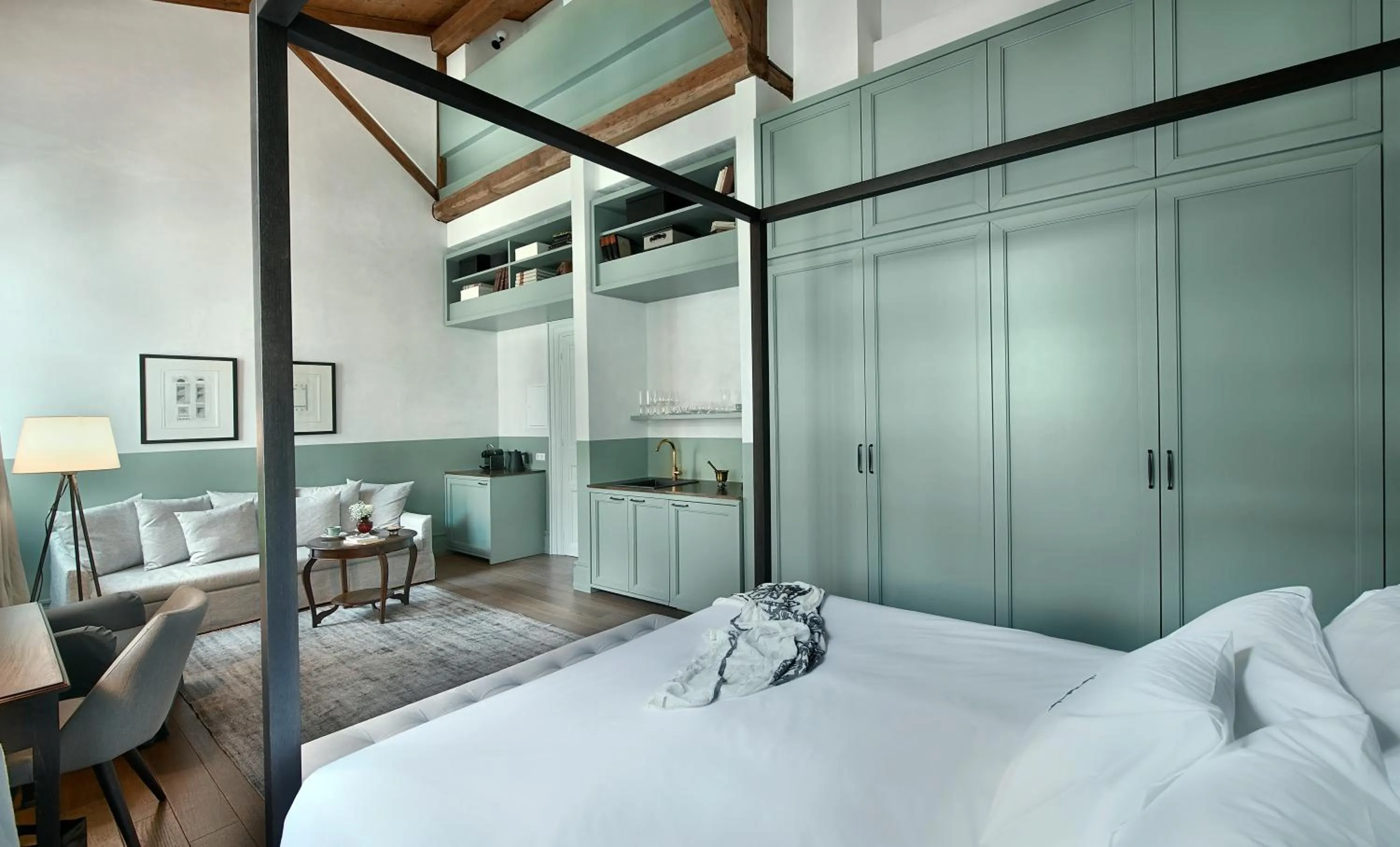 Photo of the whole room, Bed in ATHINAIDOS QUARTERS by K&K