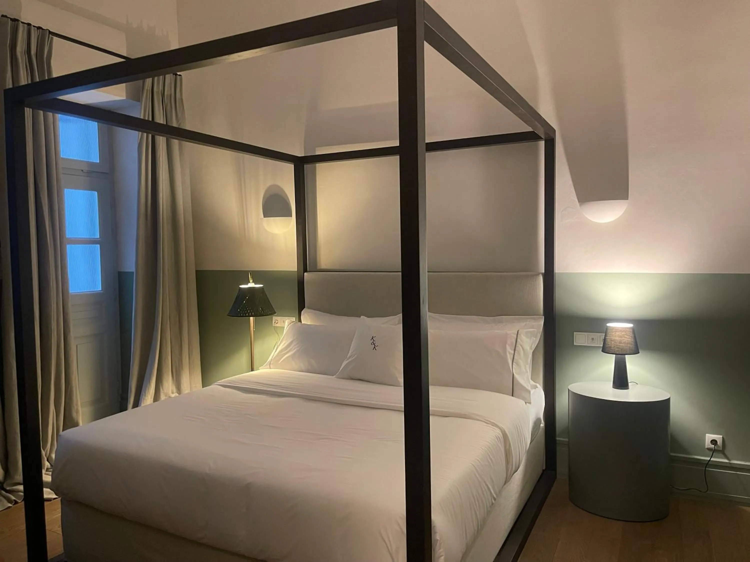 Bed in ATHINAIDOS QUARTERS by K&K