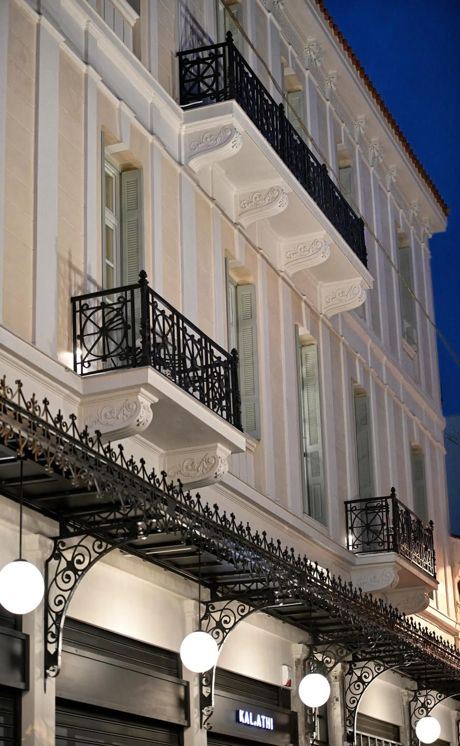 Property building in ATHINAIDOS QUARTERS by K&K