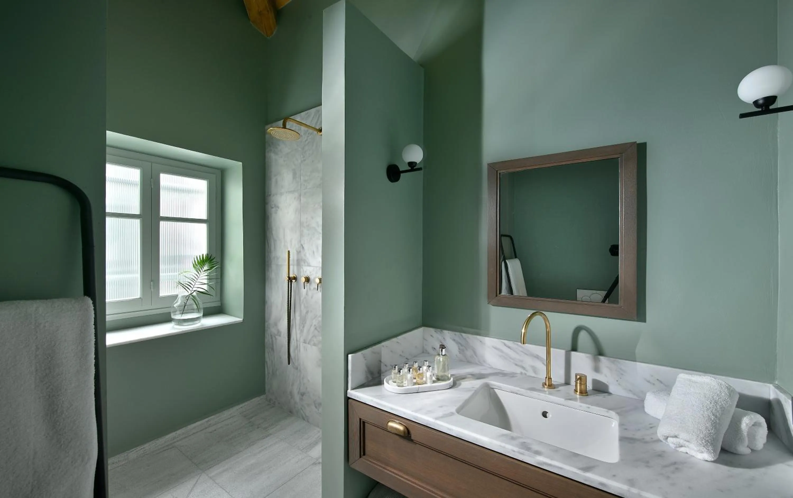 Bathroom, Bed in ATHINAIDOS QUARTERS by K&K