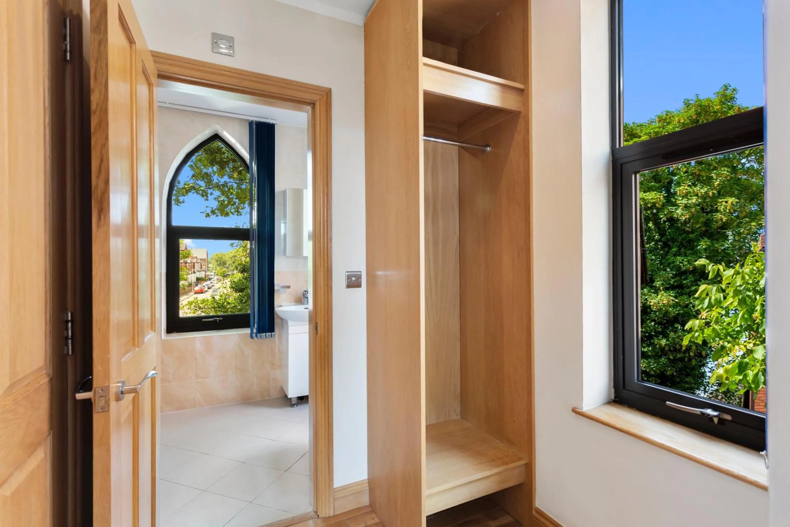 Bedroom in West One Studios