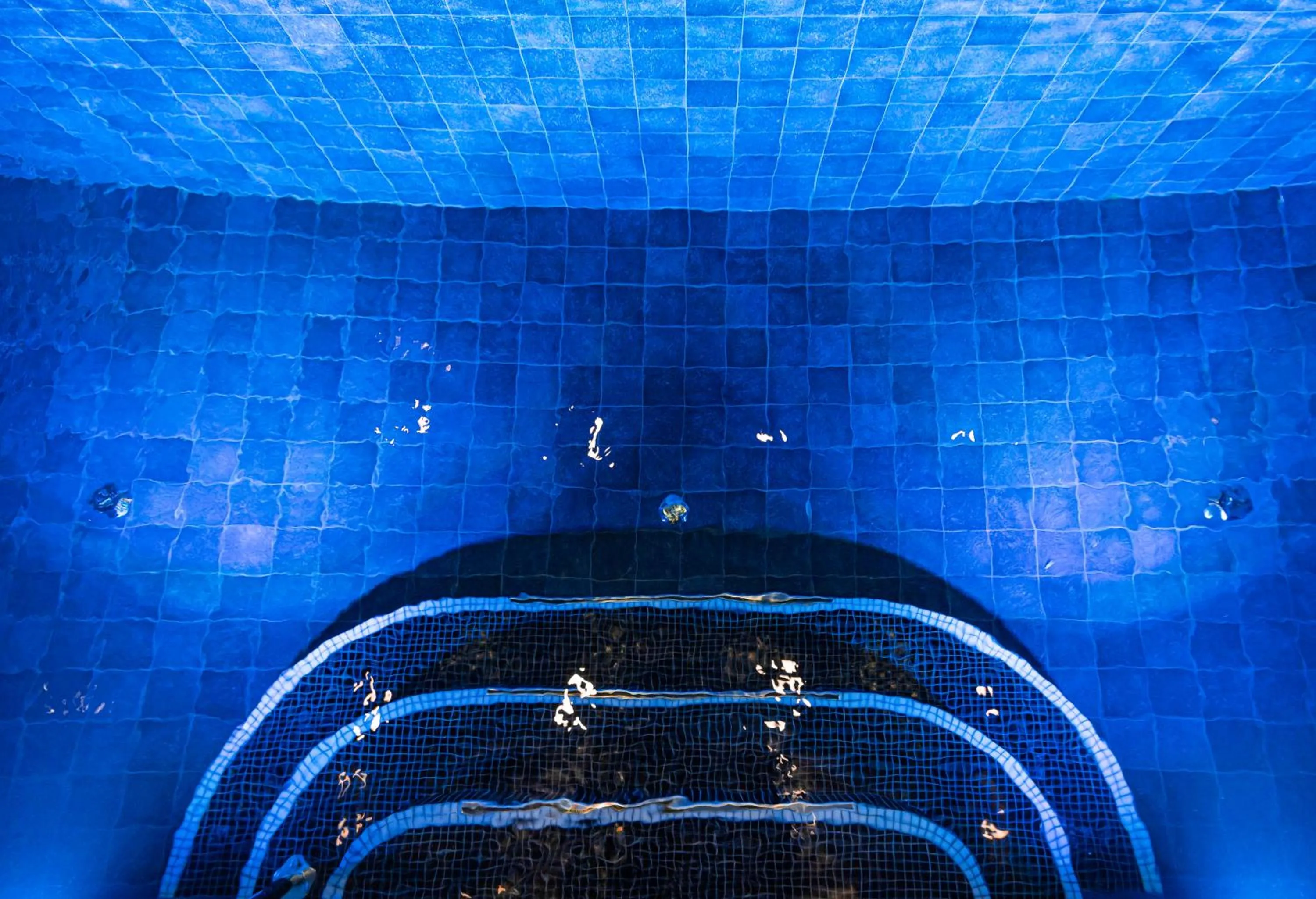 Swimming pool in The Well