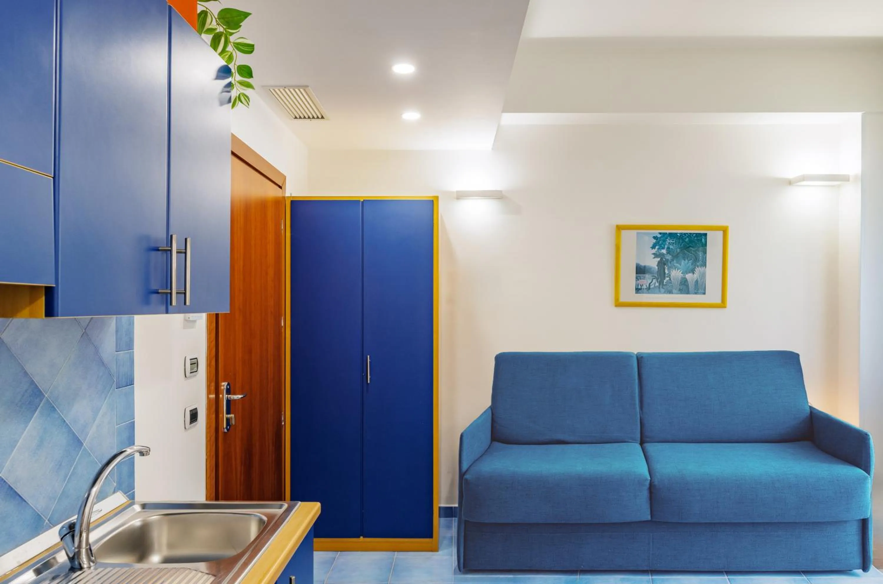 Bed in Residence Panoramic