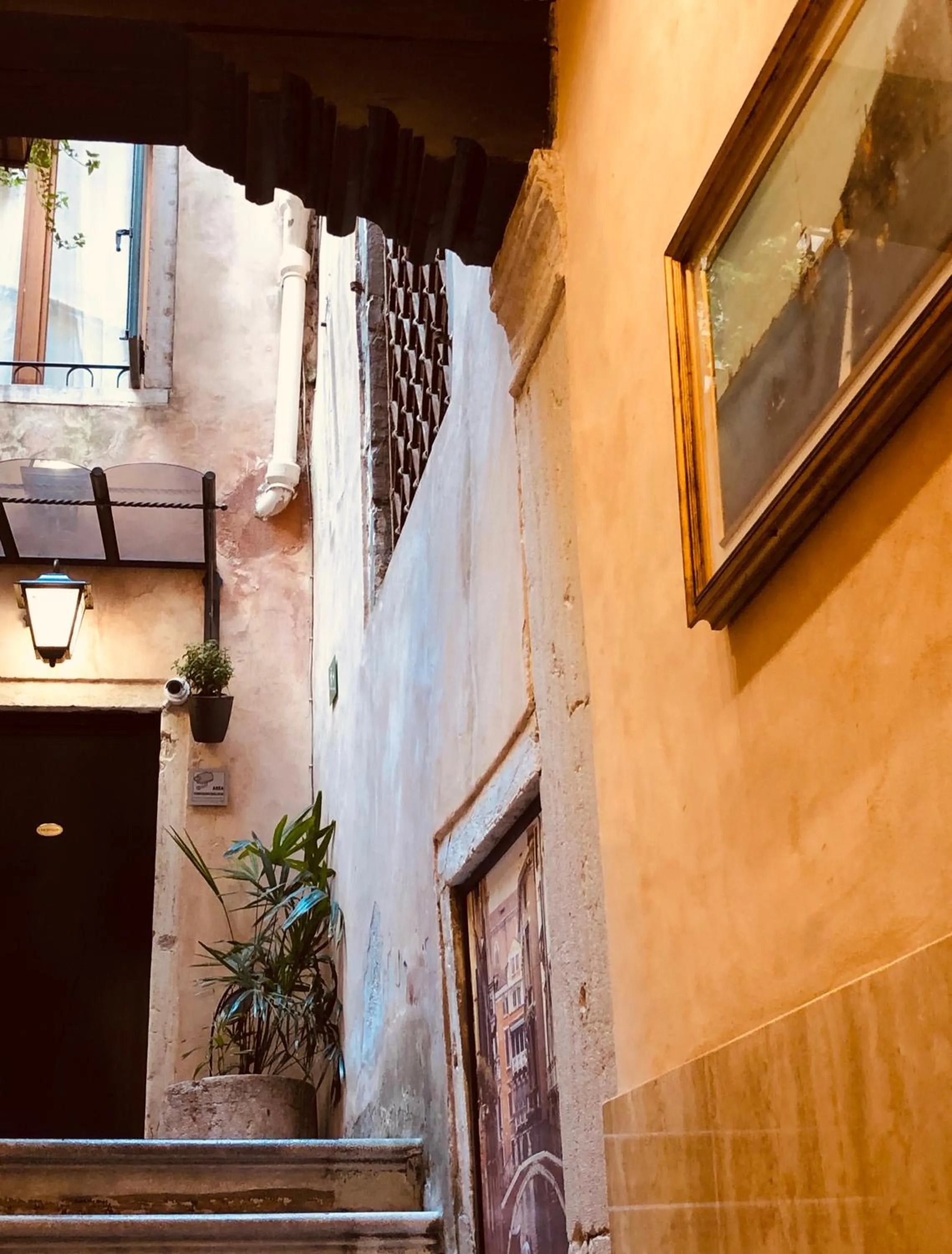 Property building in San Lio Tourist House