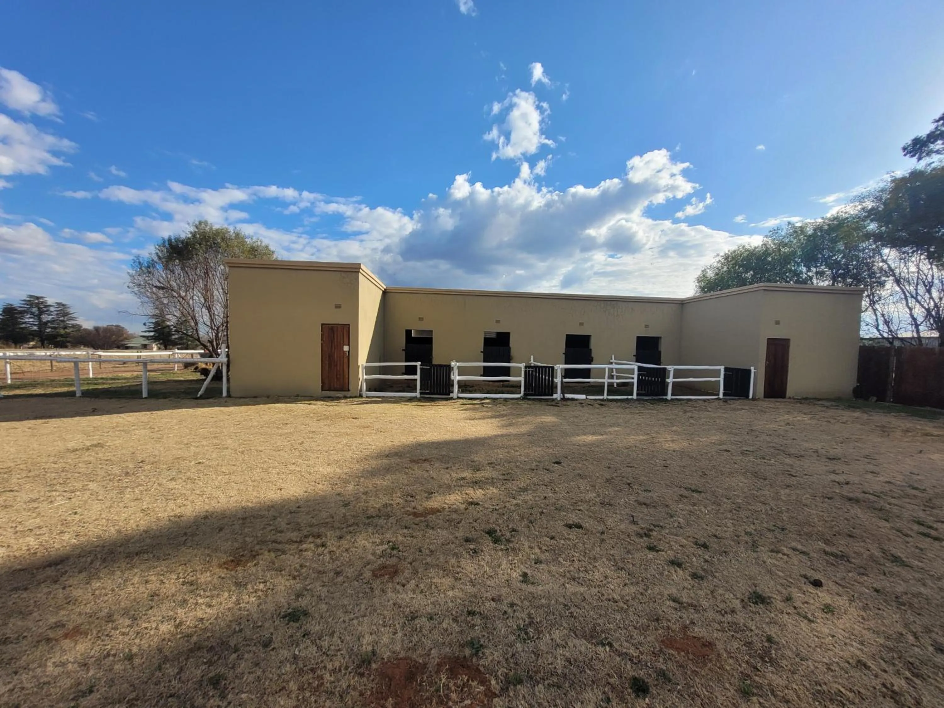 Property building in De Stallen Guest Villas and Golf Course