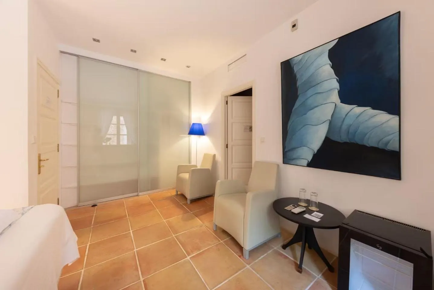 Photo of the whole room, Bed in Hotel Can Verdera