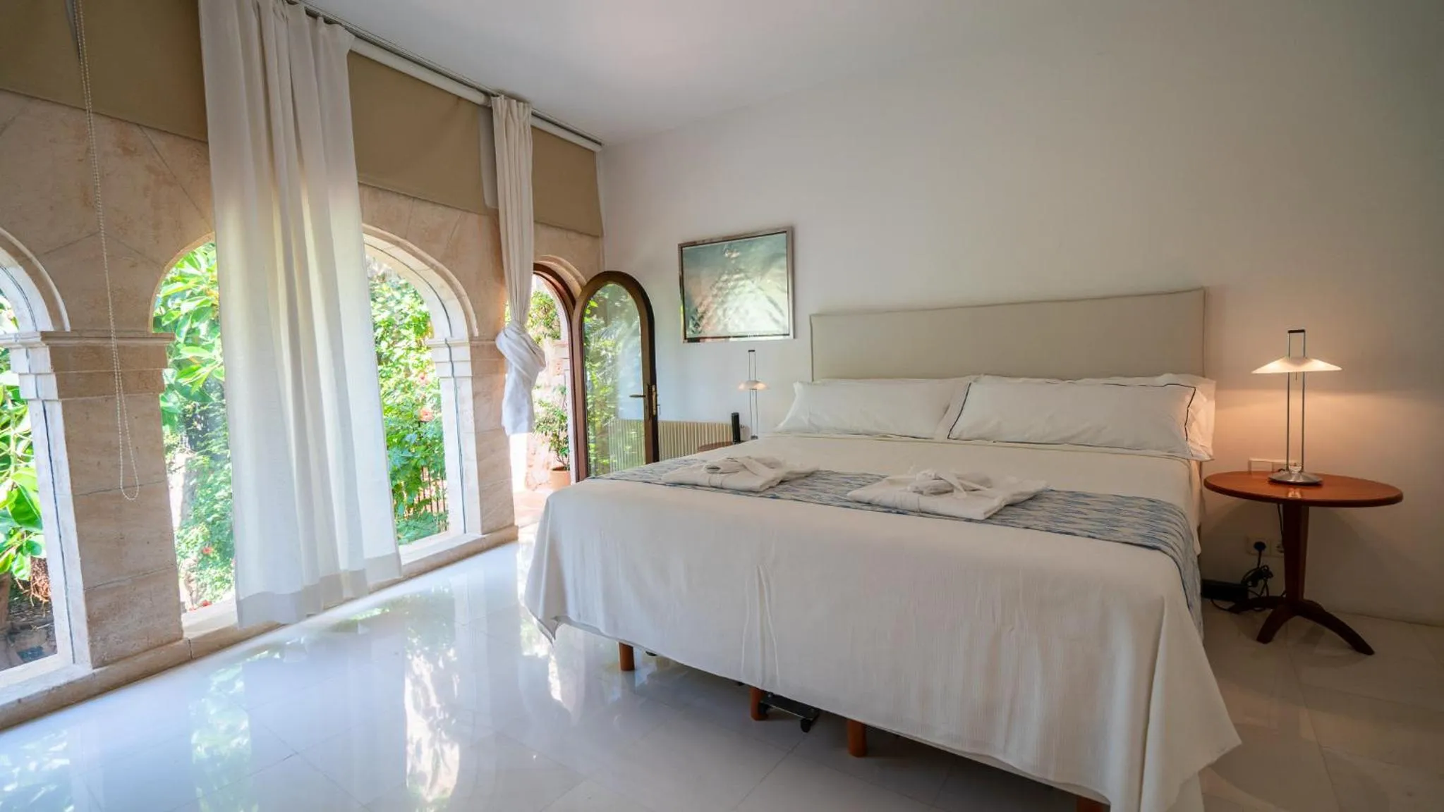 Bed in Hotel Can Verdera