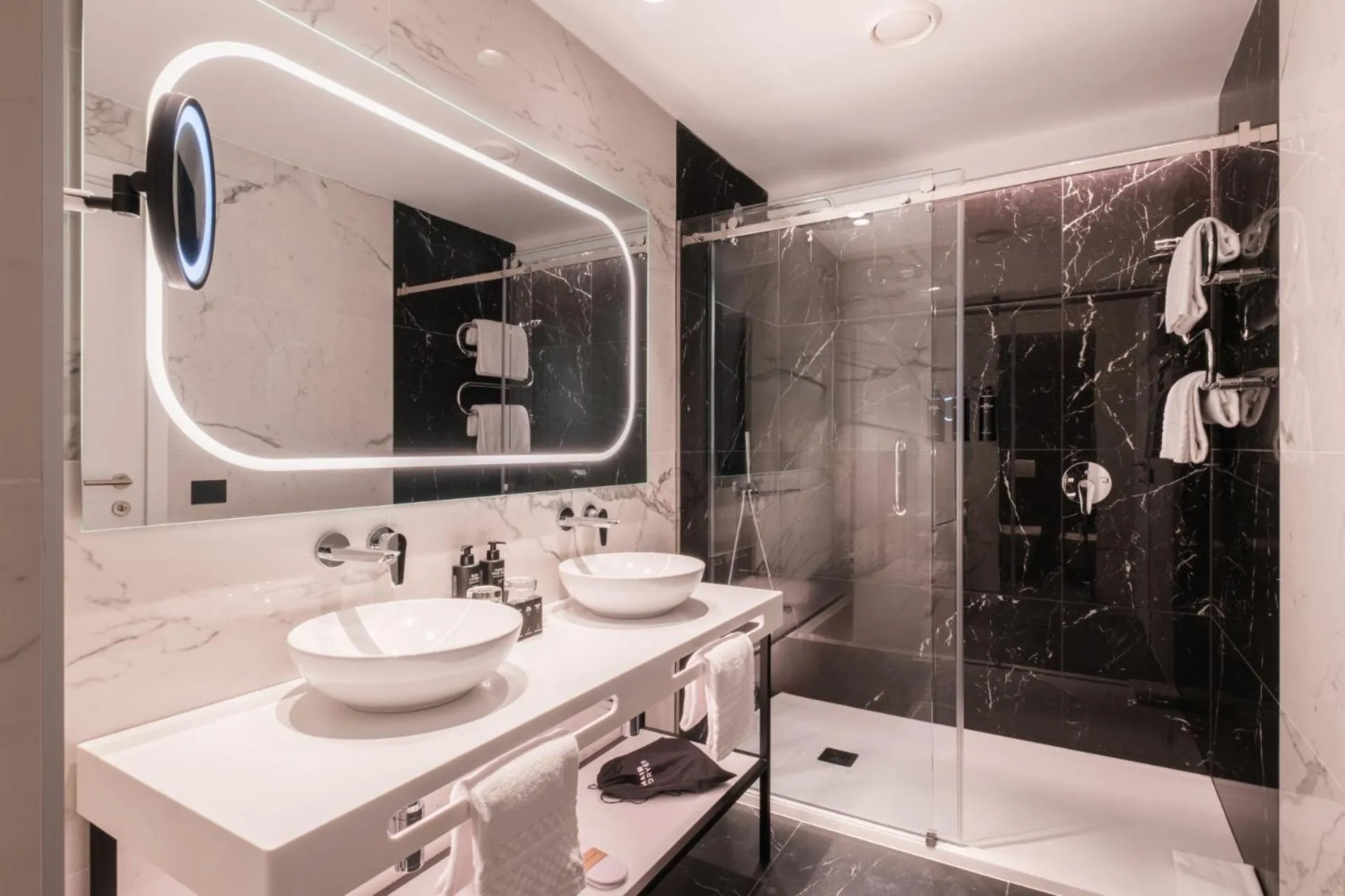 Shower in Savhotel Mantegna Padova