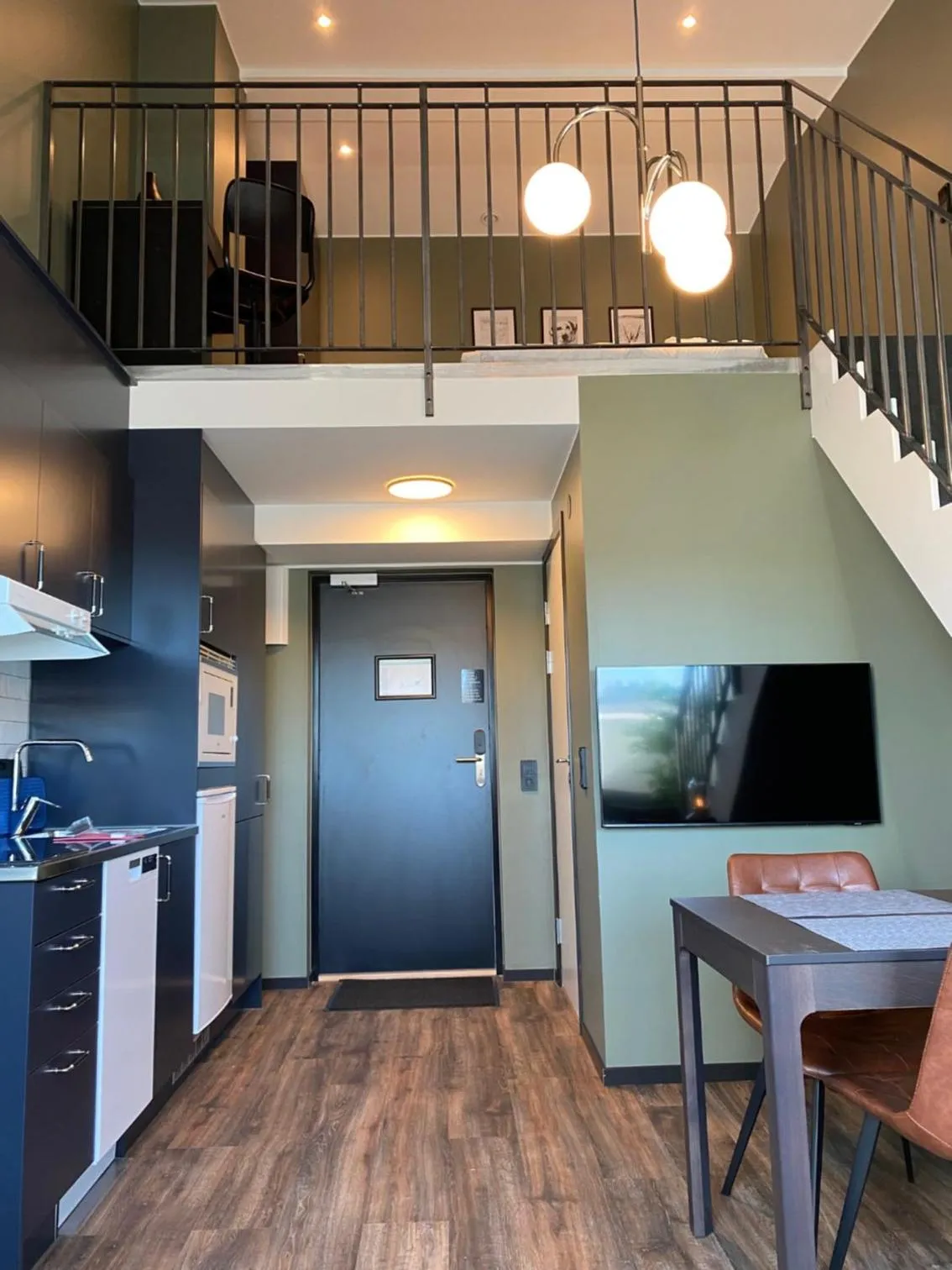 Photo of the whole room in Magnolia House Sollentuna