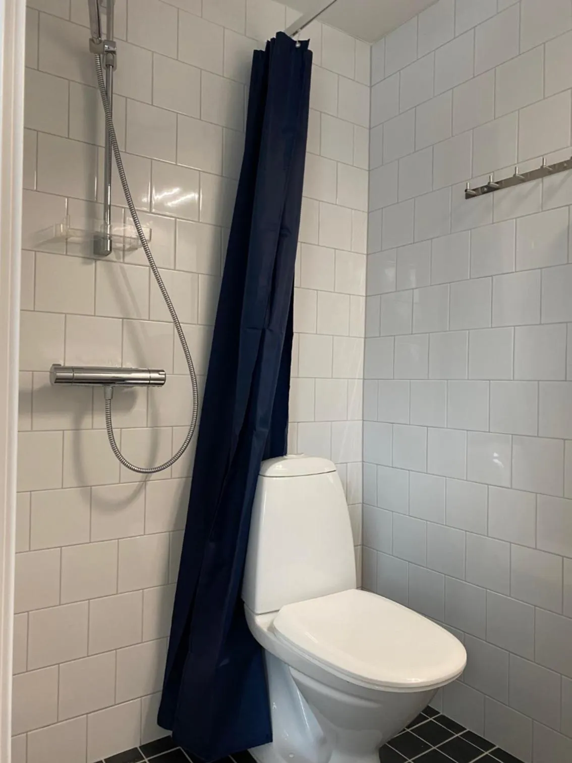 Shower in Magnolia House Sollentuna