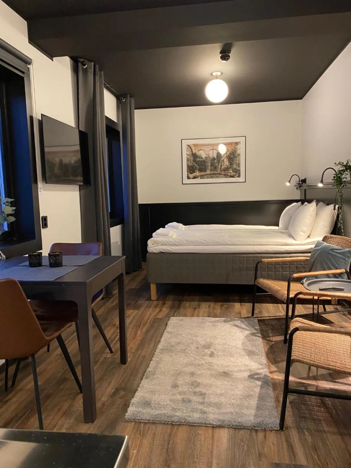 Photo of the whole room in Magnolia House Sollentuna