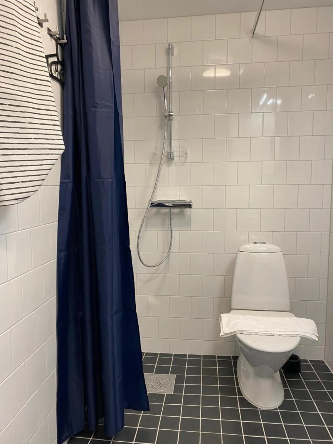 Shower in Magnolia House Sollentuna