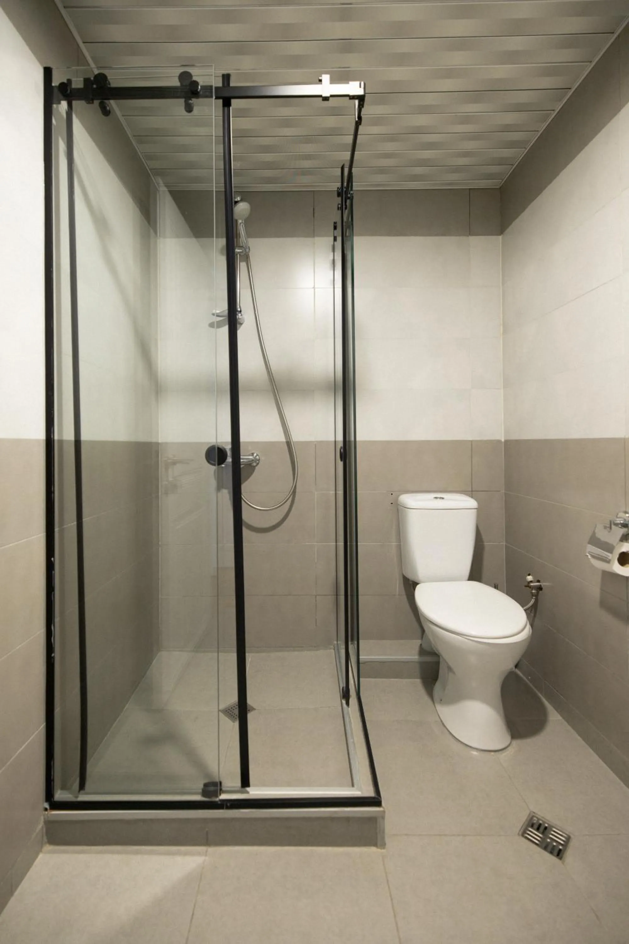 Bathroom in Hotel White House