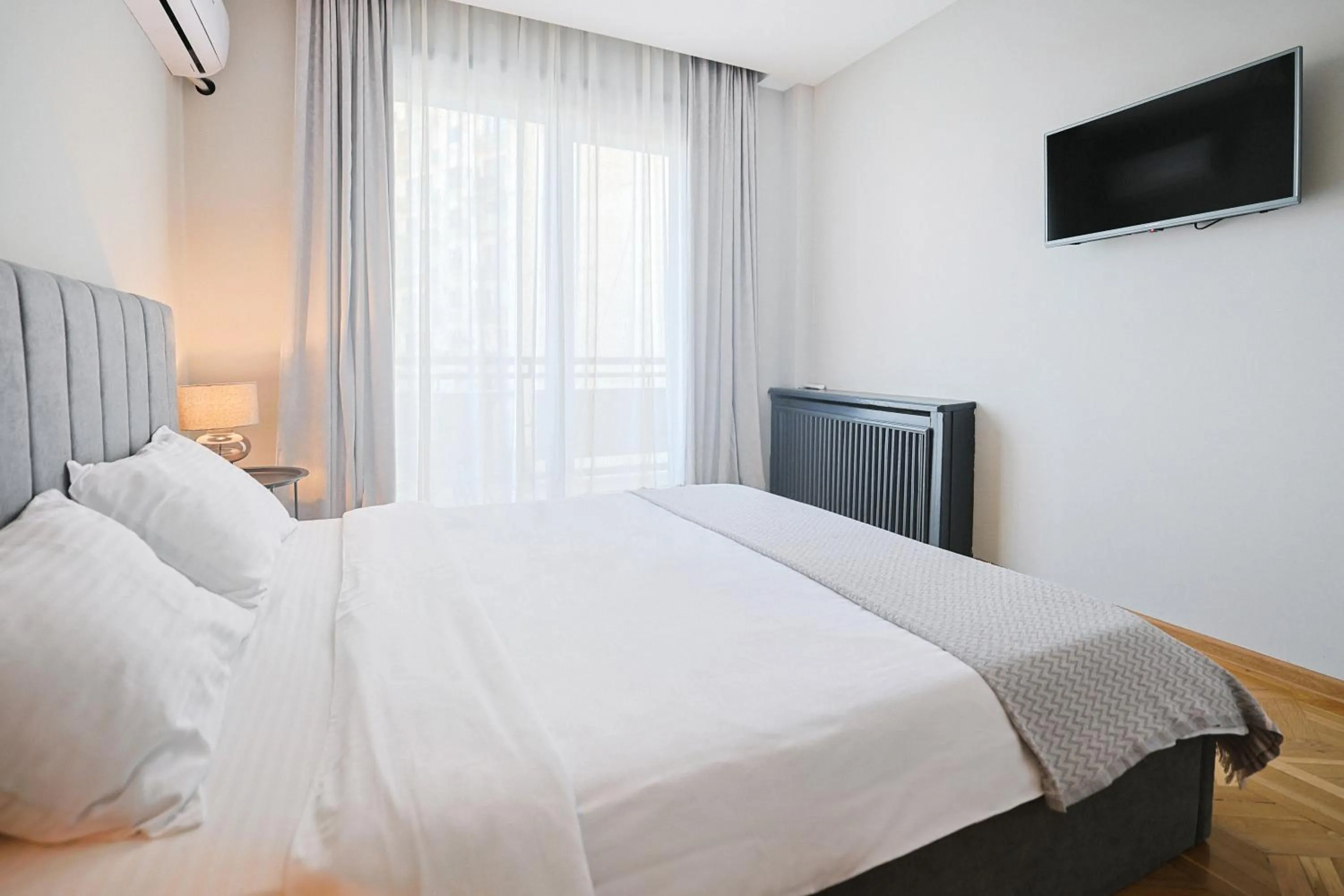 Bedroom, Bed in Hotel White House