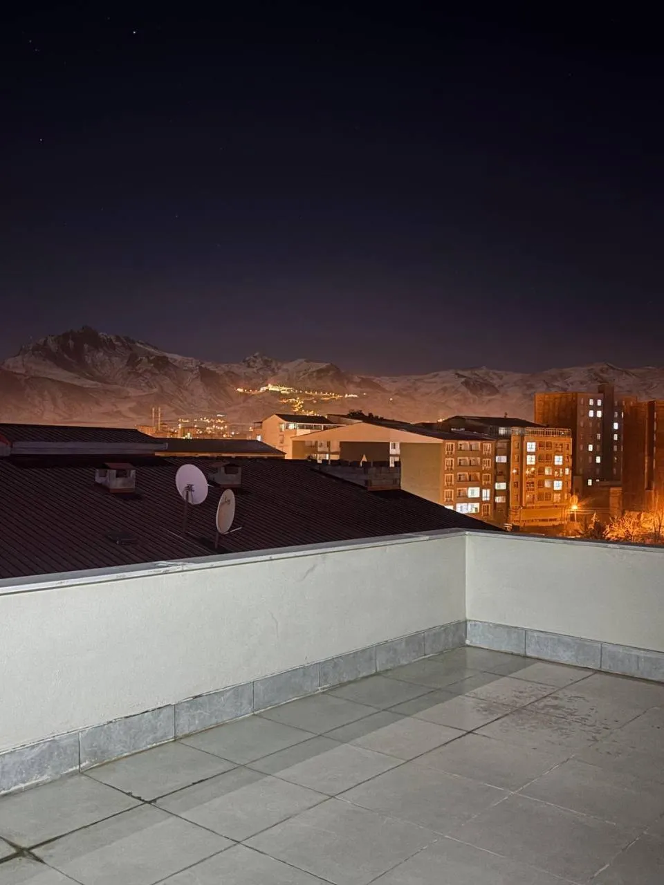 Restaurant/places to eat in ATLIHAN PLUS HOTEL