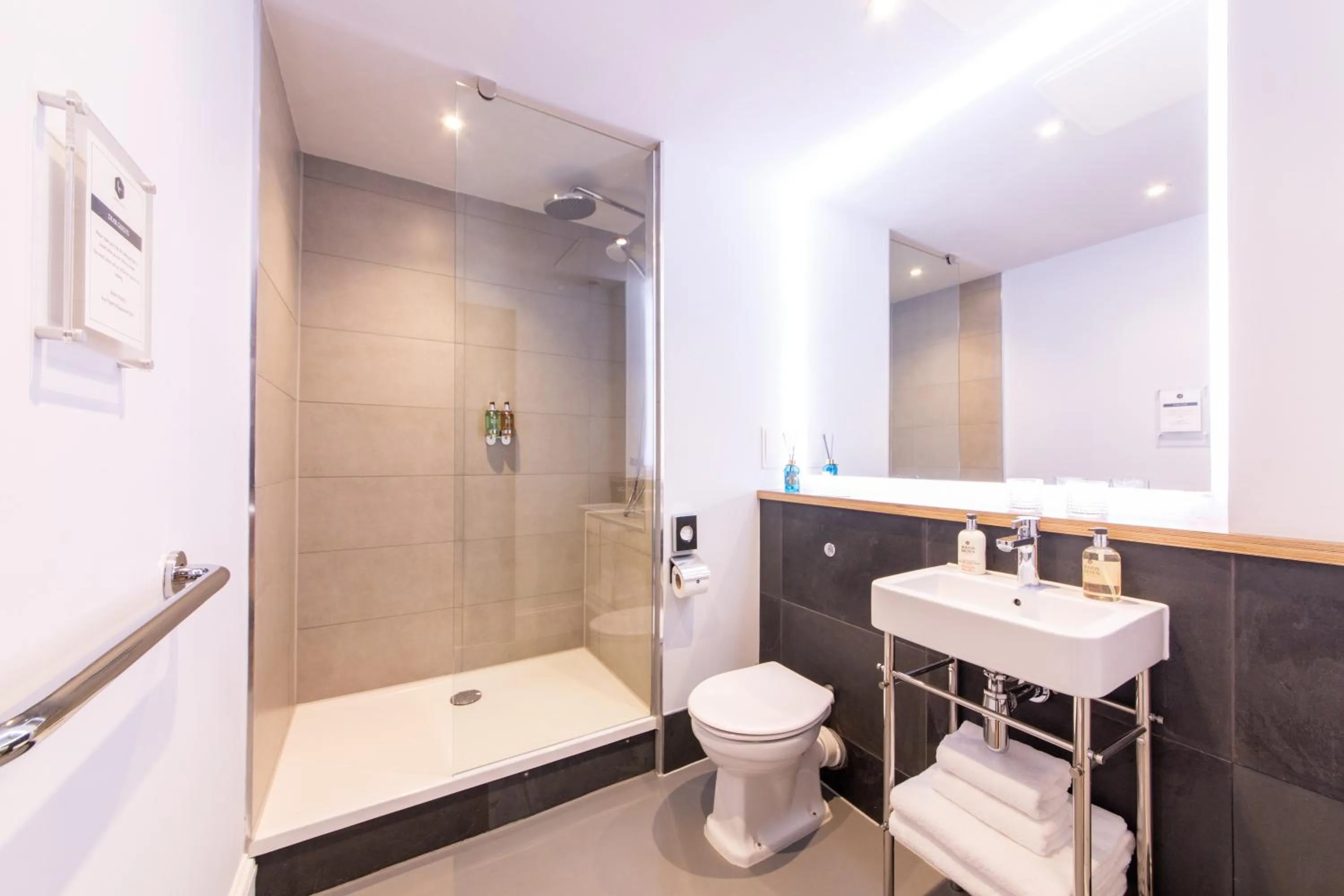 Bathroom in Linton Collection - 28 North Bridge