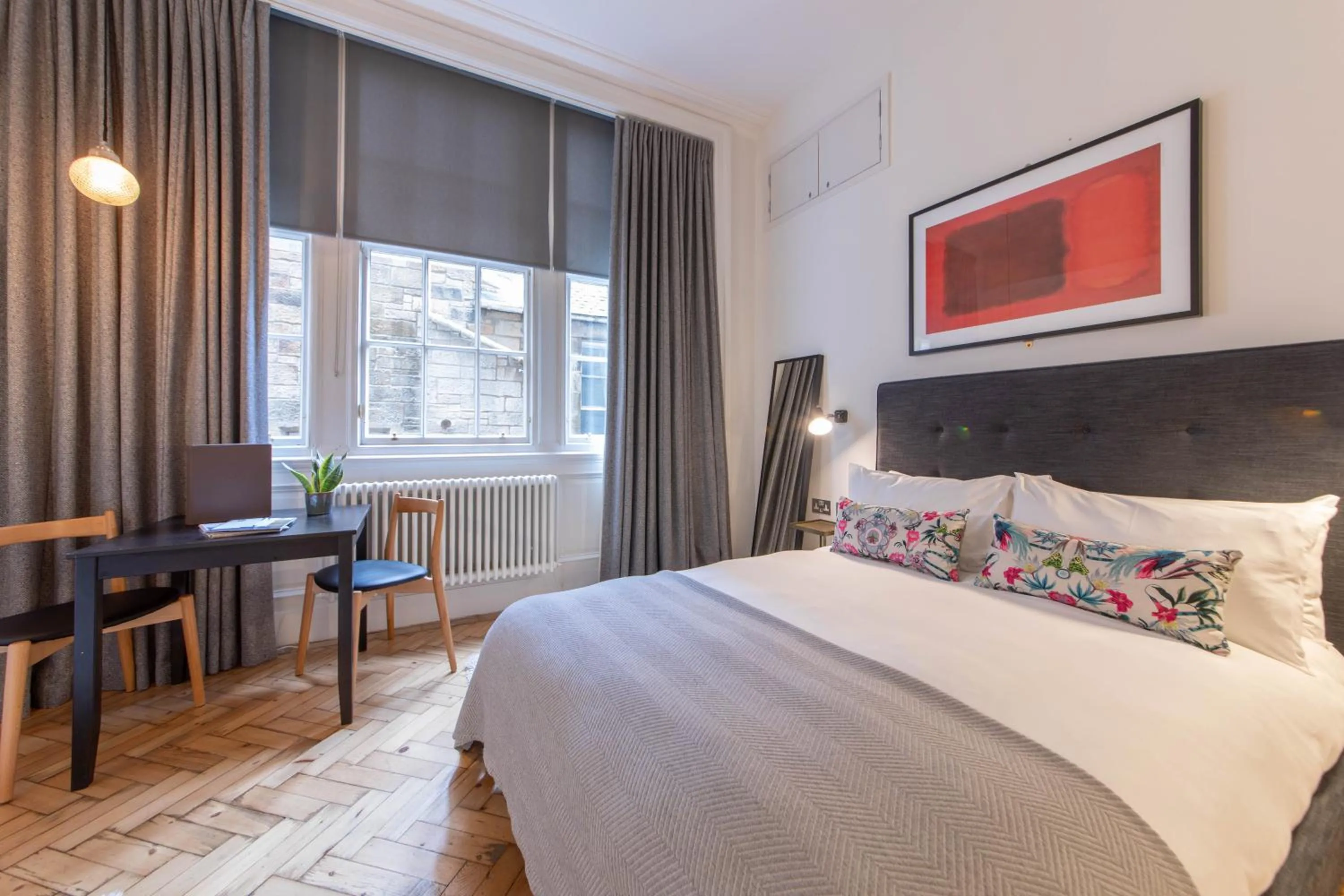 Dining area, Bed in Linton Collection - 28 North Bridge