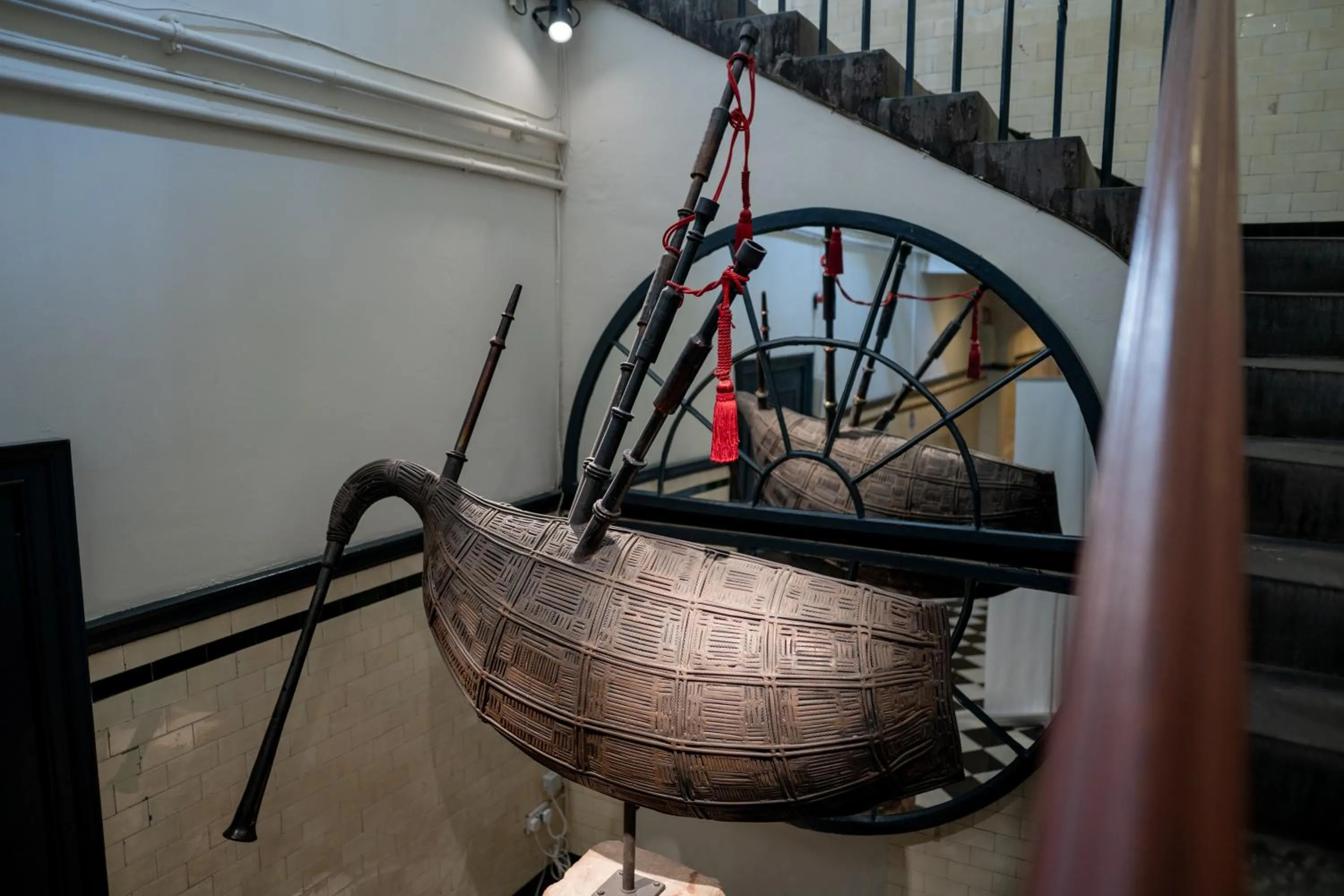 Facade/entrance in Linton Collection - 28 North Bridge