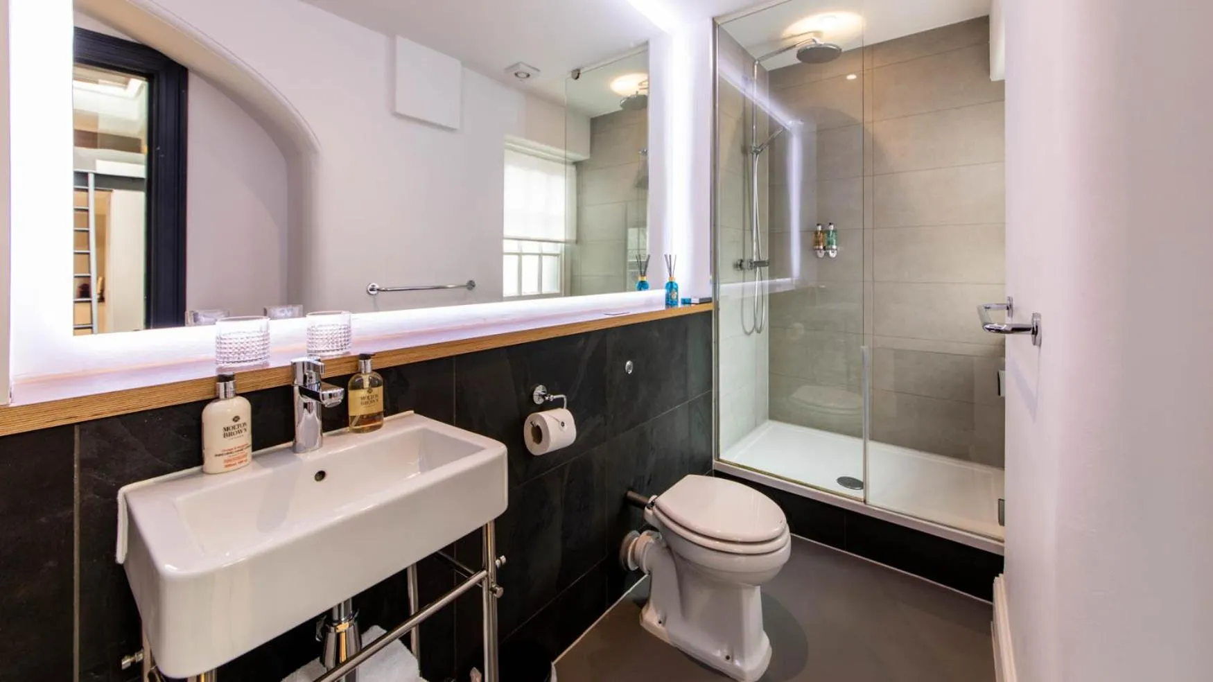 Shower in Linton Collection - 28 North Bridge