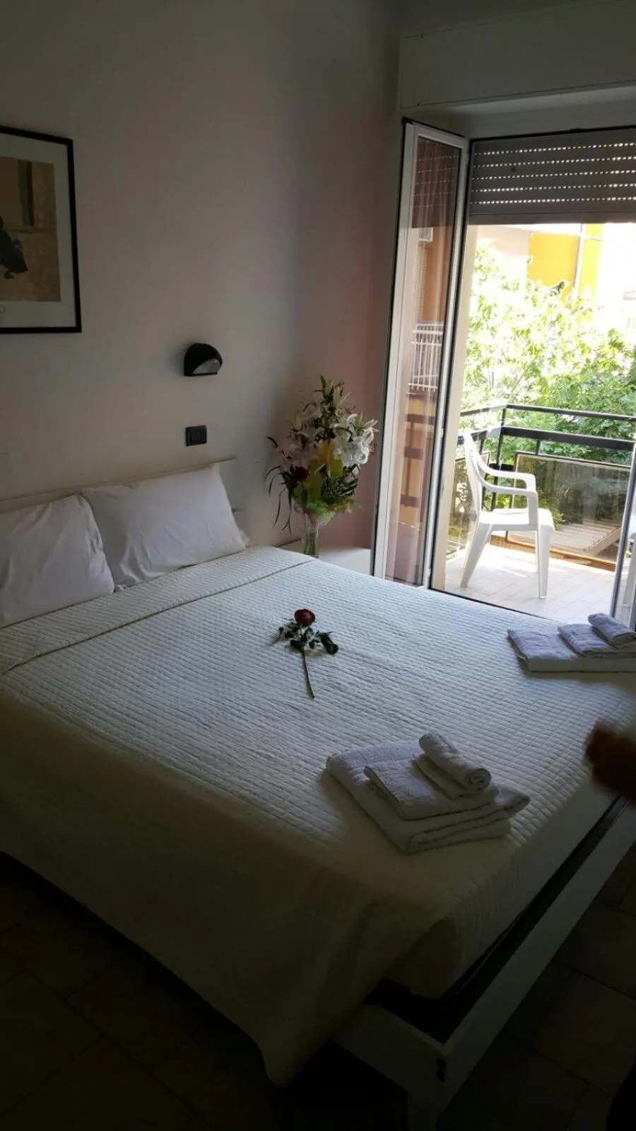 Bed in Hotel Galileo