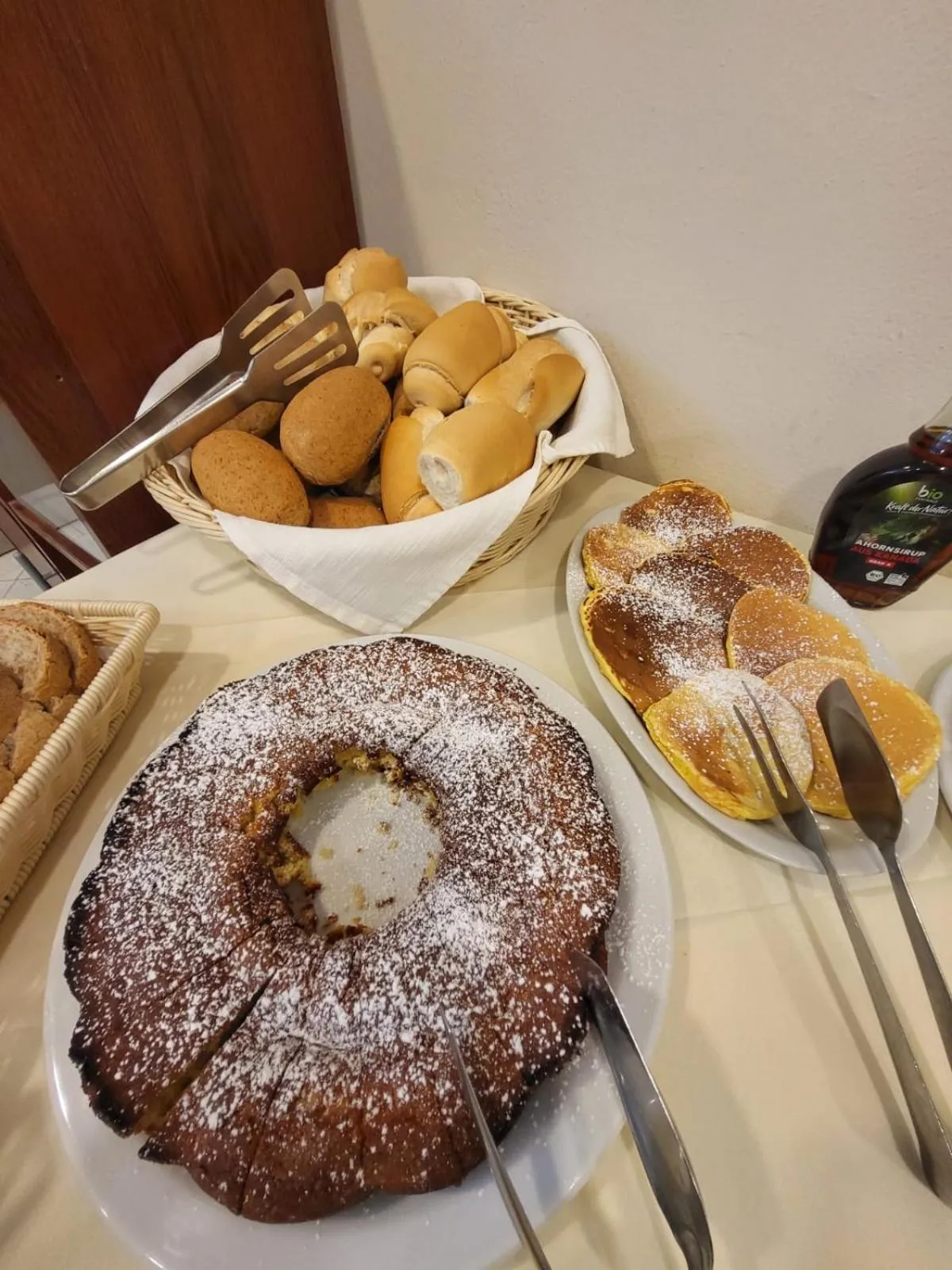 Breakfast in Hotel Savana