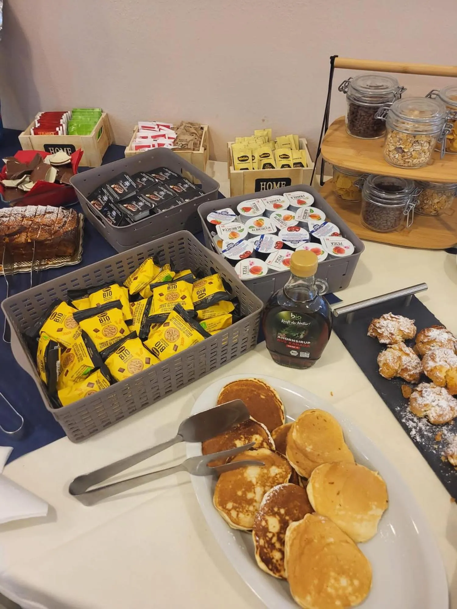 Breakfast in Hotel Savana